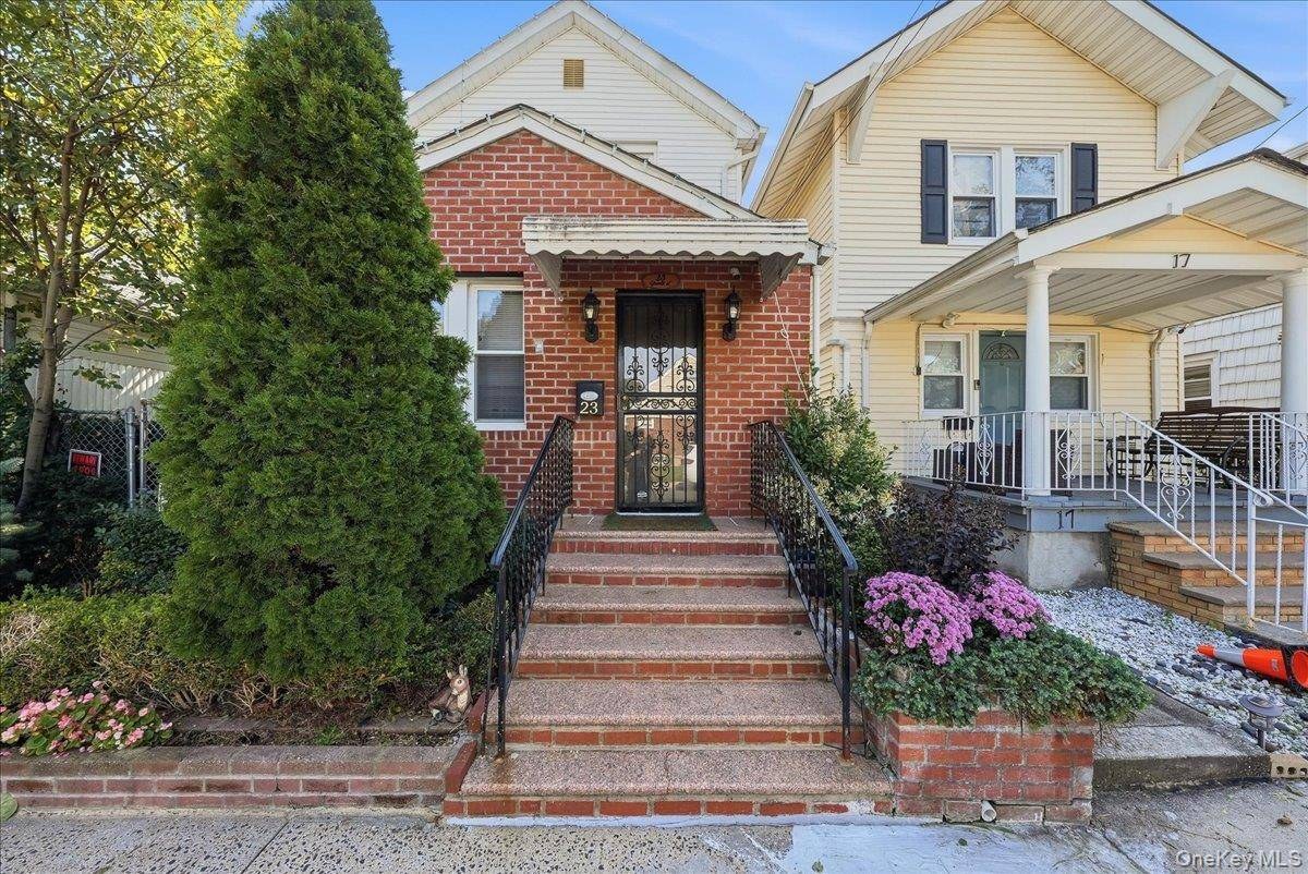 Casa com 3 Quartos à Venda em Elmont - Nova Iorque - EUA - 3