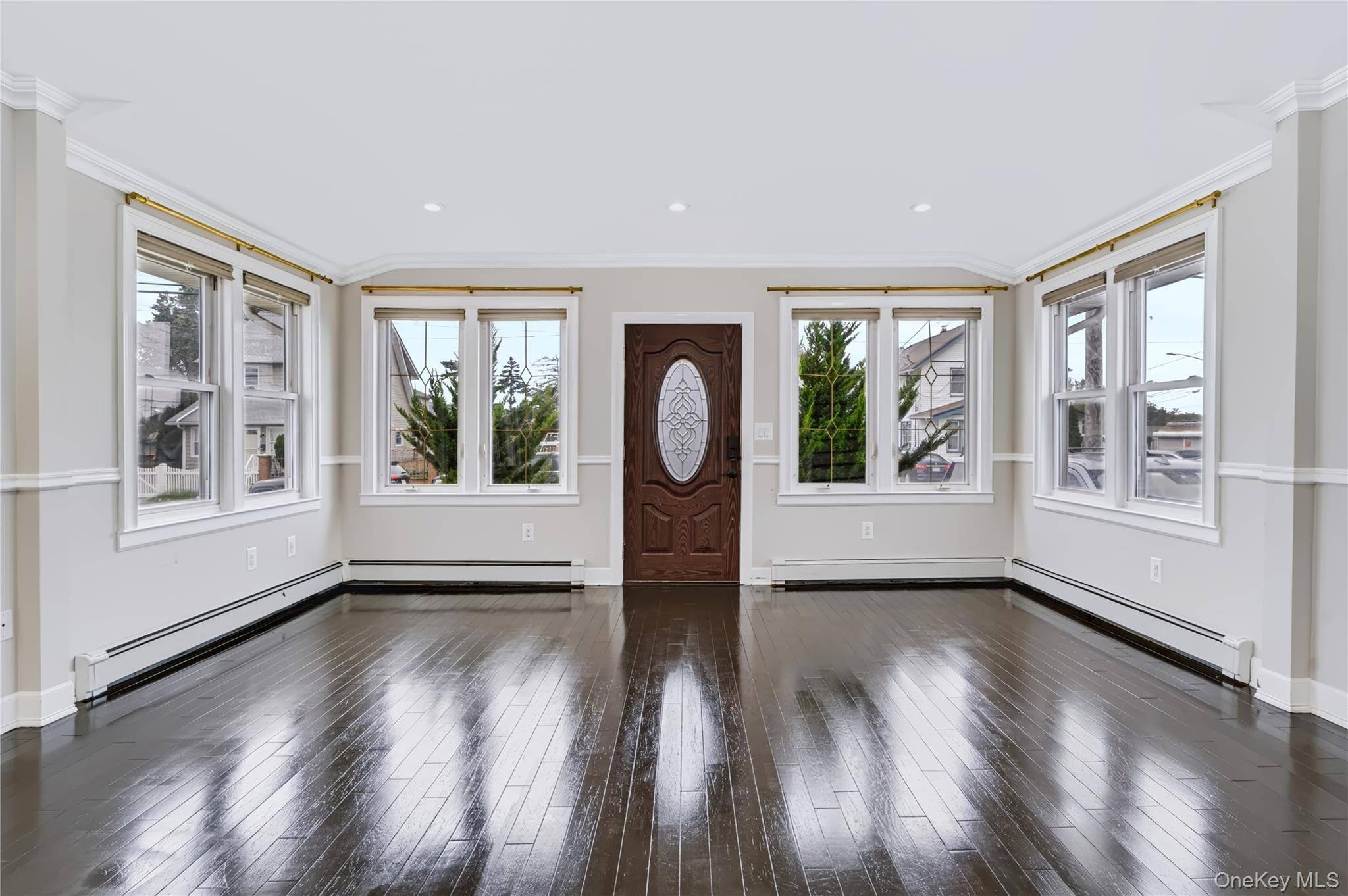 Casa com 3 Quartos à Venda em Elmont - Nova Iorque - EUA - 7