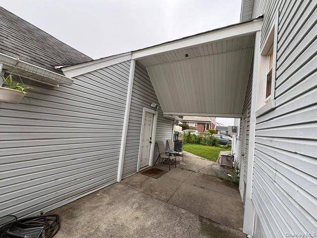 Casa com 3 Quartos à Venda em Elmont - Nova Iorque - EUA - 3