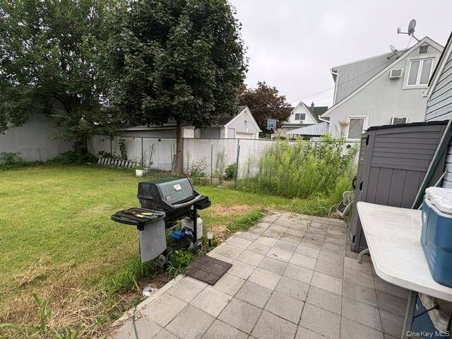 Casa com 3 Quartos à Venda em Elmont - Nova Iorque - EUA - 5