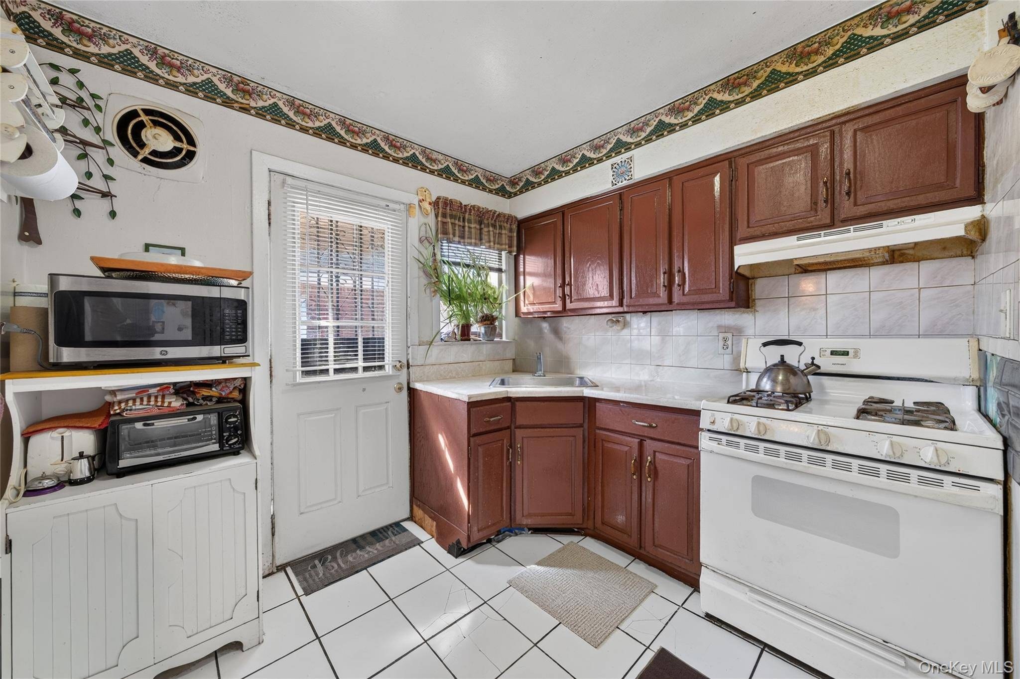 Casa com 3 Quartos à Venda em Elmont - Nova Iorque - EUA - 5