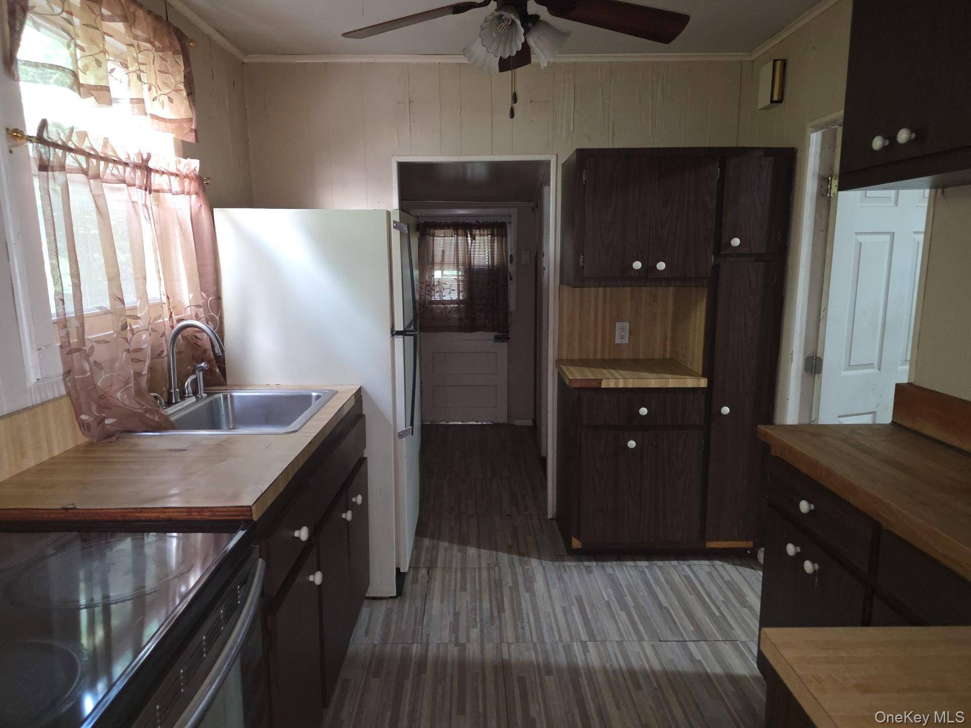 Casa com 3 Quartos à Venda em Elmont - Nova Iorque - EUA - 6