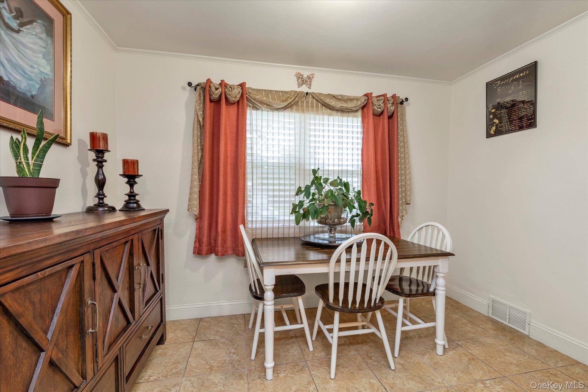 Casa com 3 Quartos à Venda em Elmont - Nova Iorque - EUA - 6