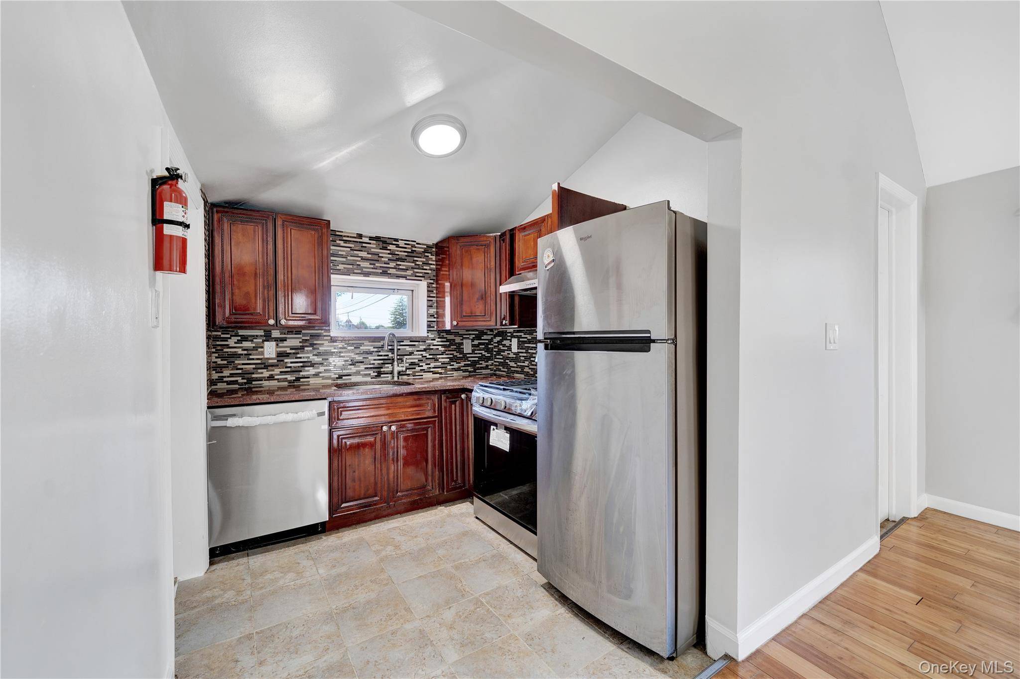 3 Bedroom Home for Sale in Elmont - New York - USA - 7