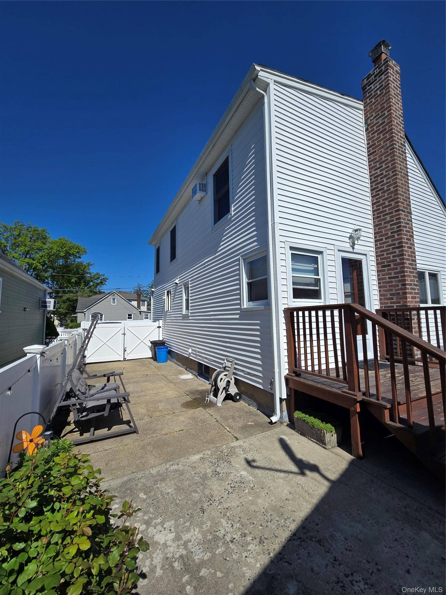 Casa com 3 Quartos à Venda em Elmont - Nova Iorque - EUA - 3