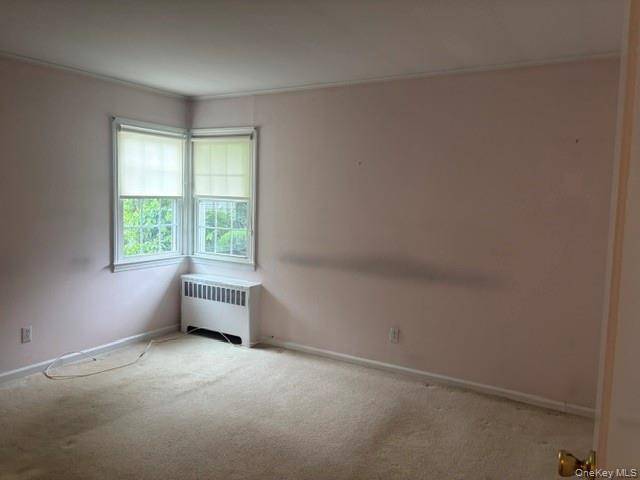 Casa de 3 Dormitorios en Venta en Farmingdale - Nueva York - EE. UU. - 8