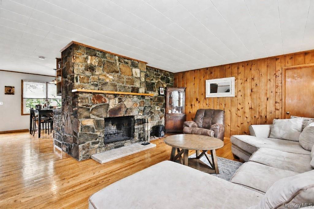 Casa com 3 Quartos à Venda em Fishkill - Nova Iorque - EUA - 3
