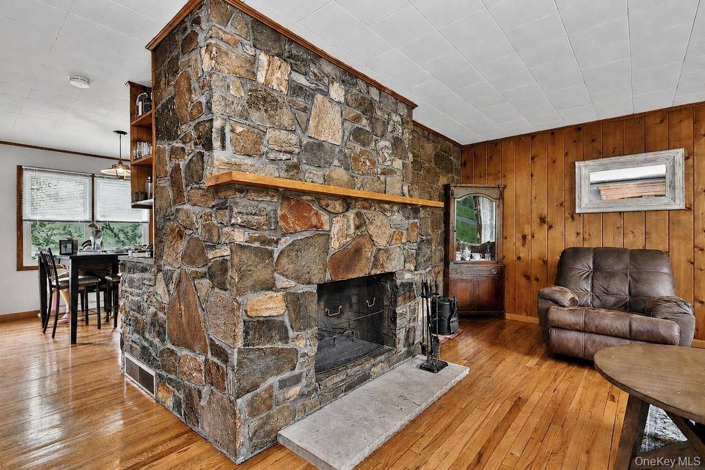 Casa com 3 Quartos à Venda em Fishkill - Nova Iorque - EUA - 6