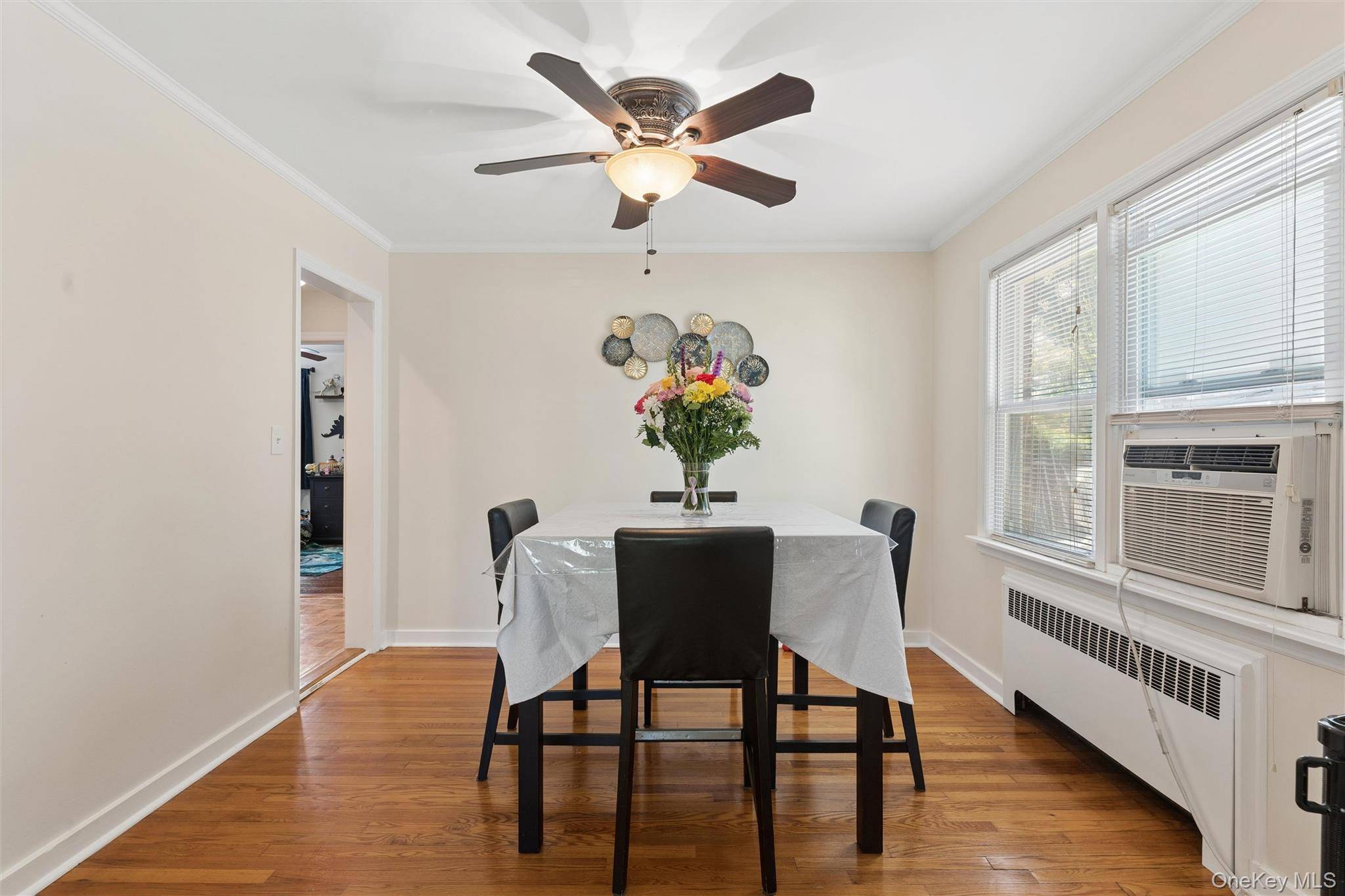Casa de 3 Dormitorios en Venta en Floral Park - Nueva York - EE. UU. - 7