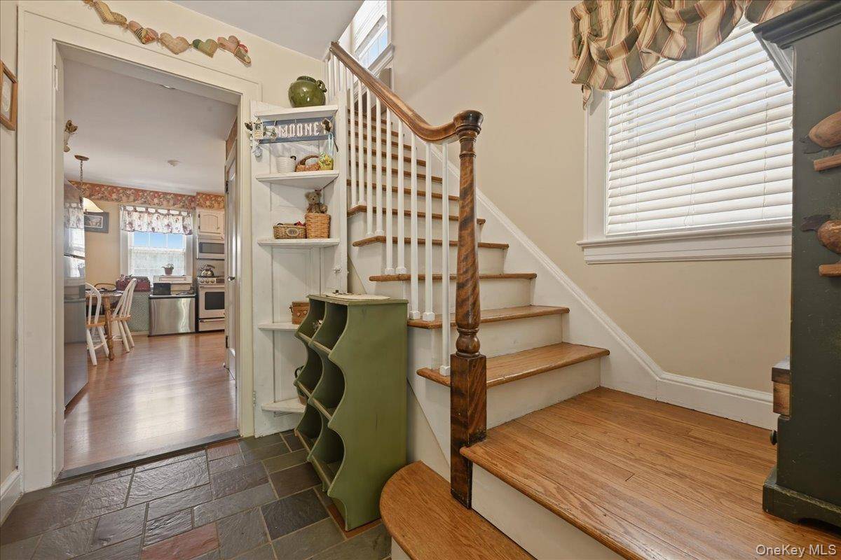 Casa de 3 Dormitorios en Venta en Floral Park - Nueva York - EE. UU. - 4