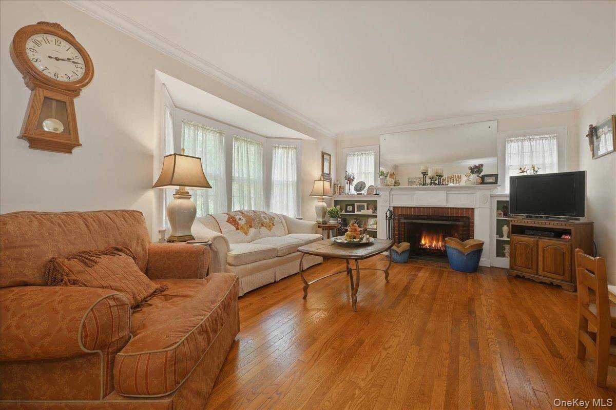 Casa de 3 Dormitorios en Venta en Floral Park - Nueva York - EE. UU. - 5