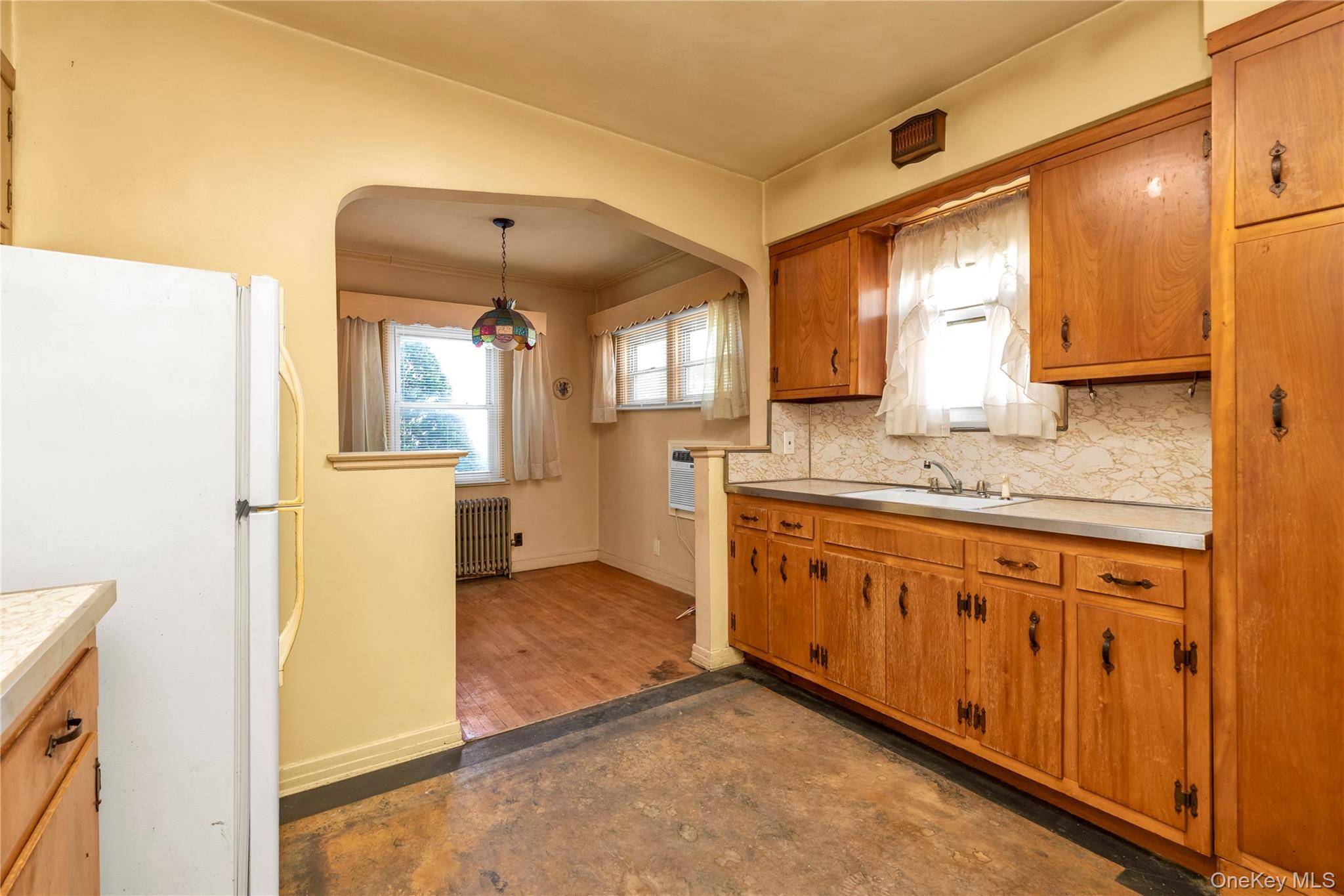 Casa de 3 Dormitorios en Venta en Flushing - Nueva York - EE. UU. - 8