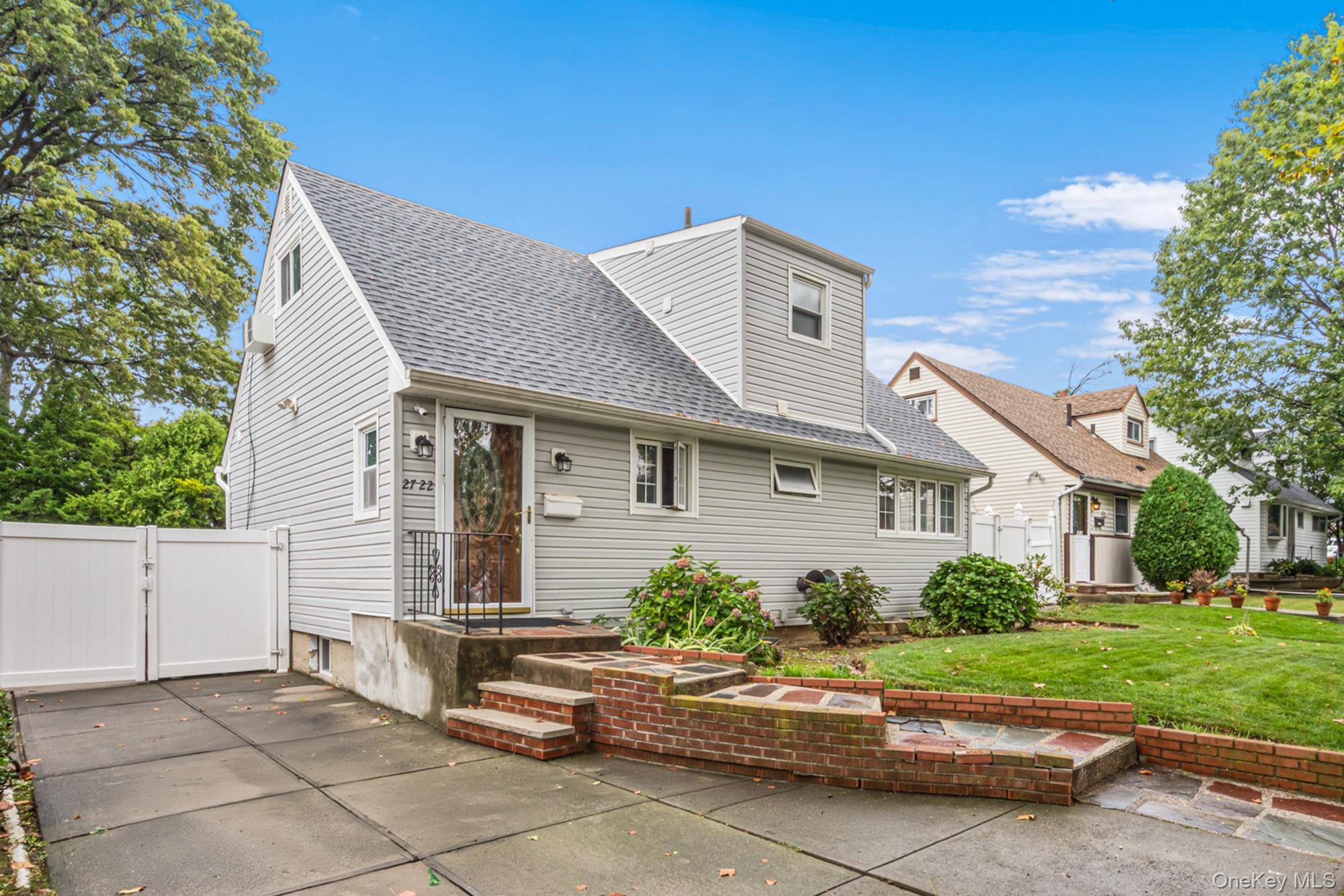 Casa com 3 Quartos à Venda em Flushing - Nova Iorque - EUA - 1