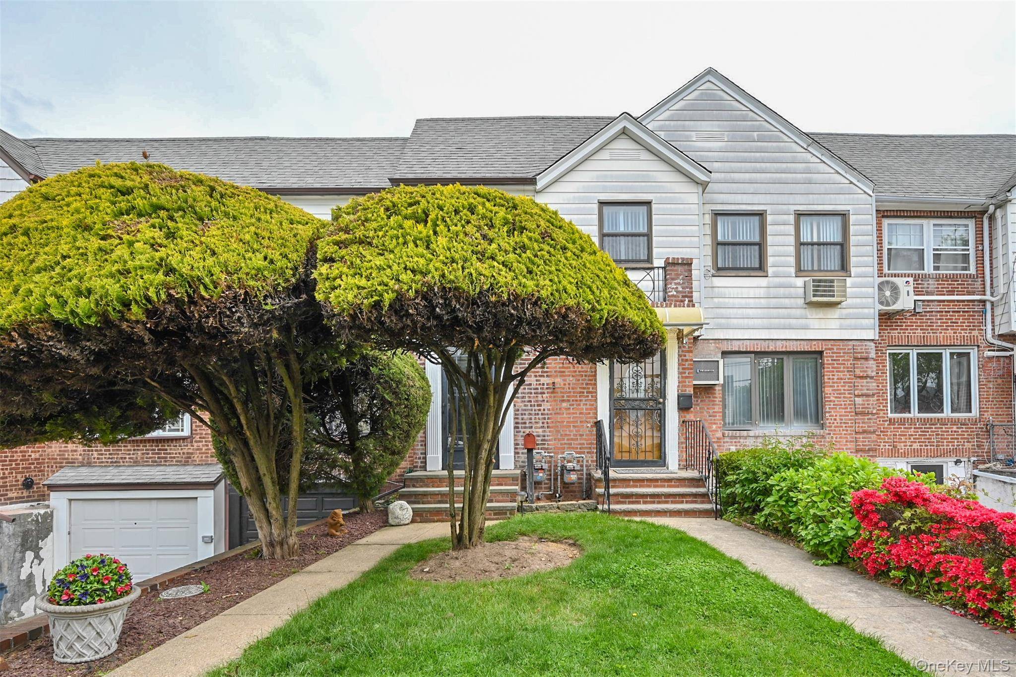 Casa com 3 Quartos à Venda em Flushing - Nova Iorque - EUA - 1