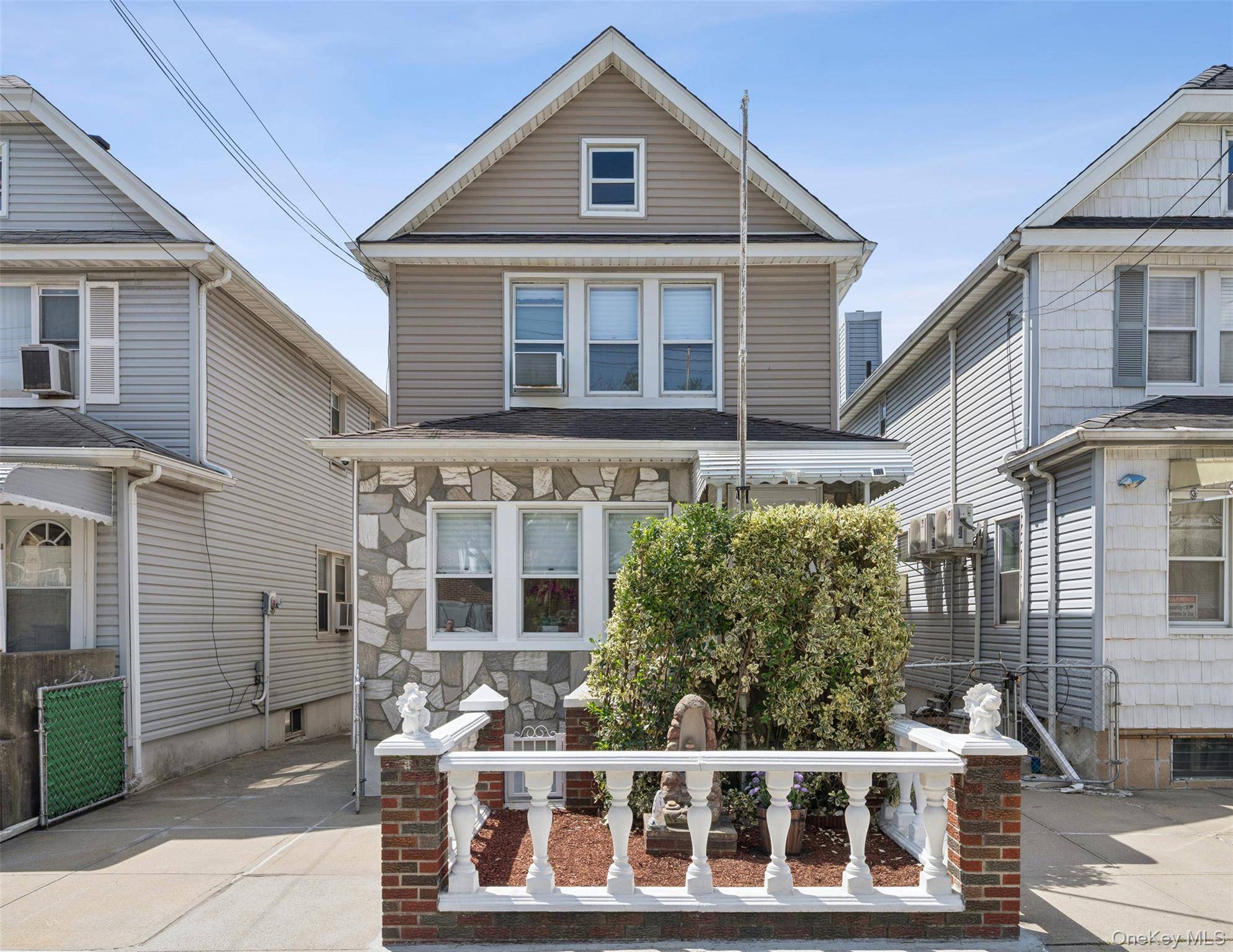 Casa com 3 Quartos à Venda em Flushing - Nova Iorque - EUA - 1