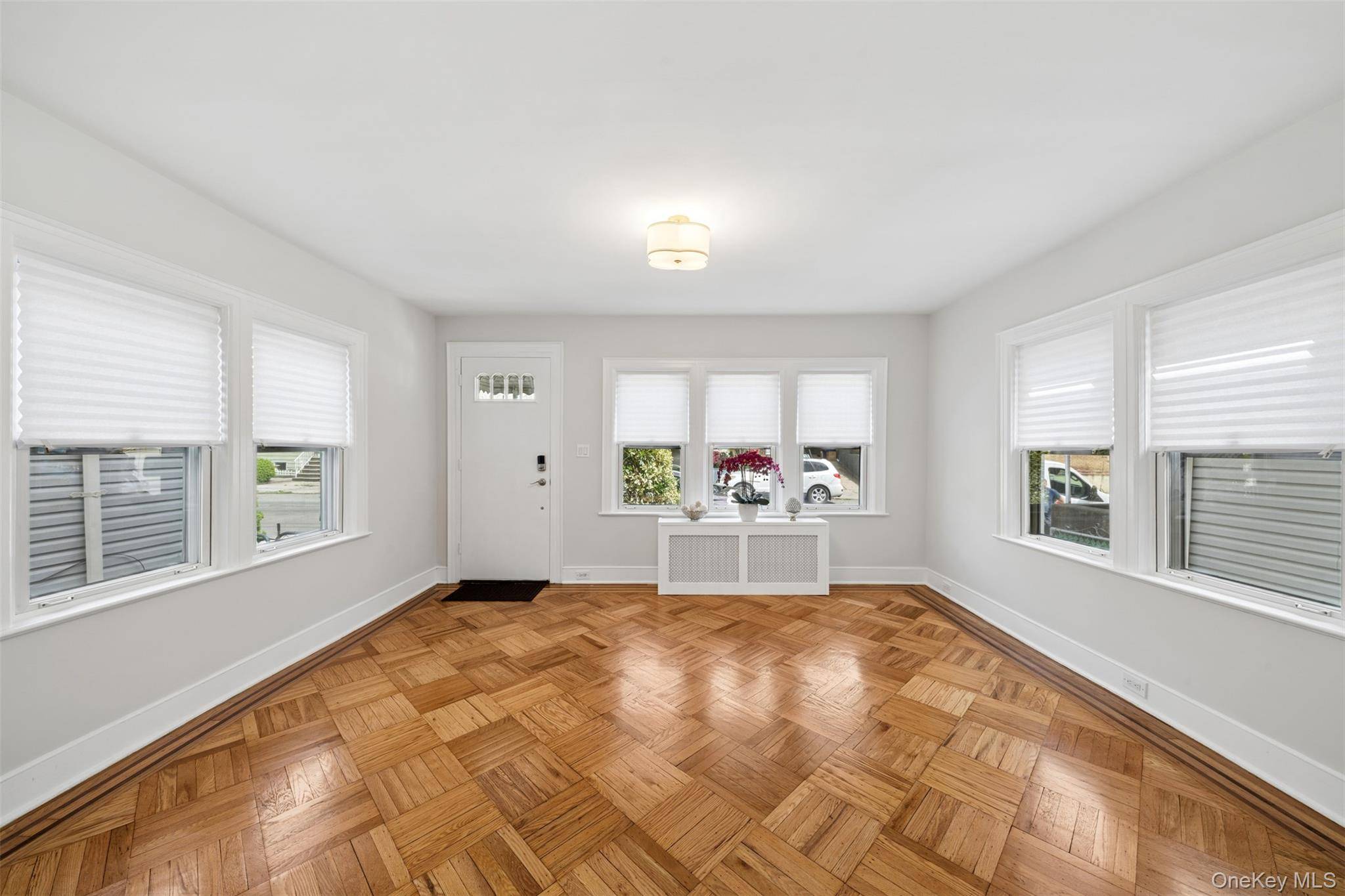 Casa com 3 Quartos à Venda em Flushing - Nova Iorque - EUA - 3