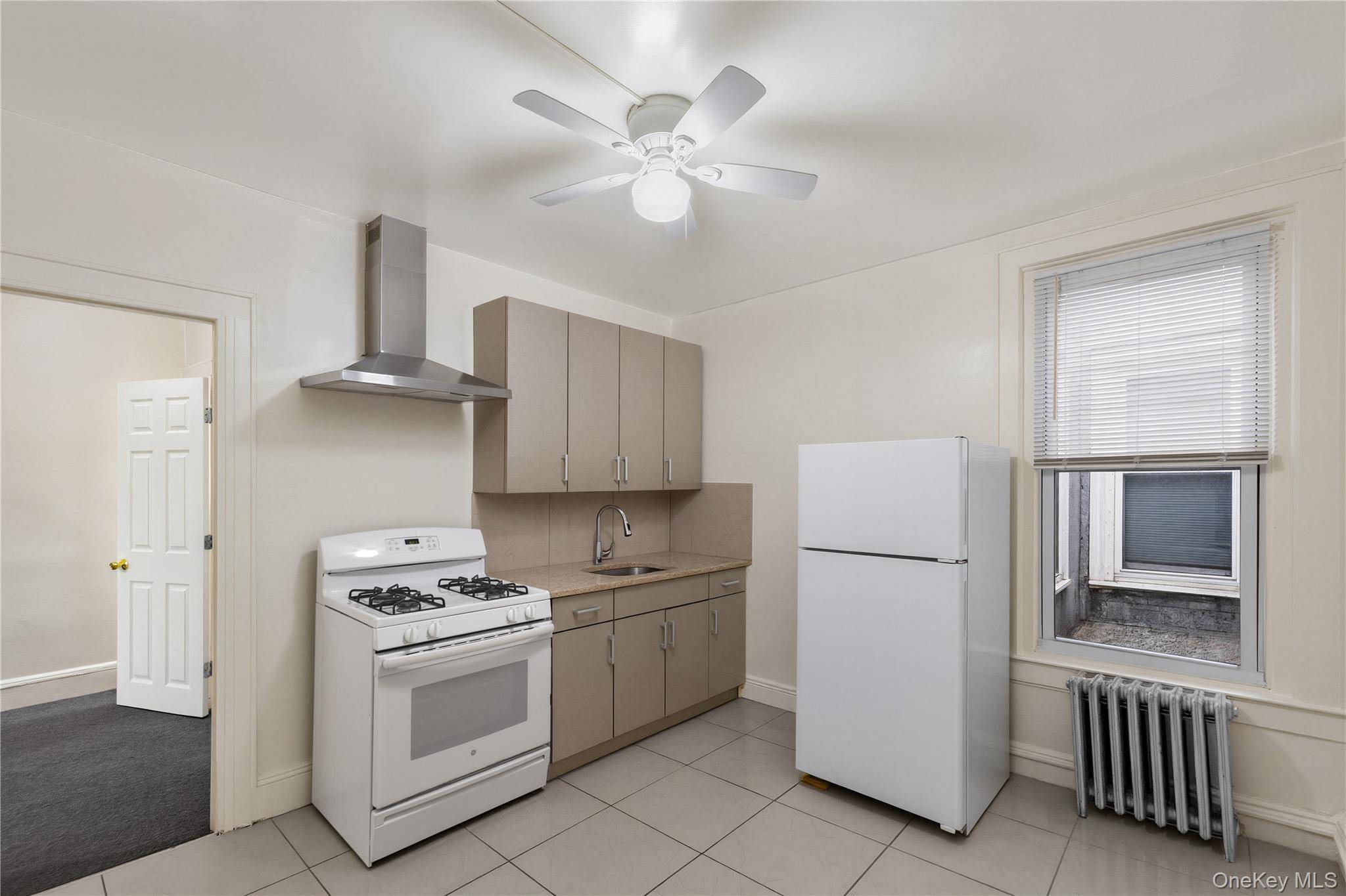 Casa com 3 Quartos à Venda em Flushing - Nova Iorque - EUA - 2