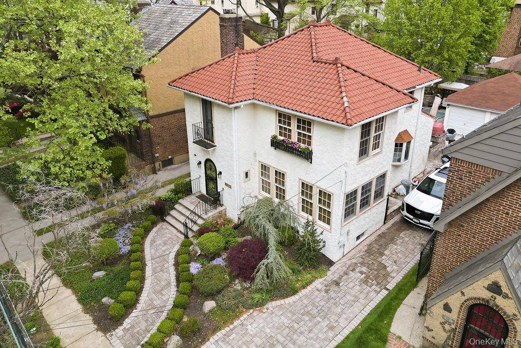 Casa com 3 Quartos à Venda em Flushing - Nova Iorque - EUA - 1
