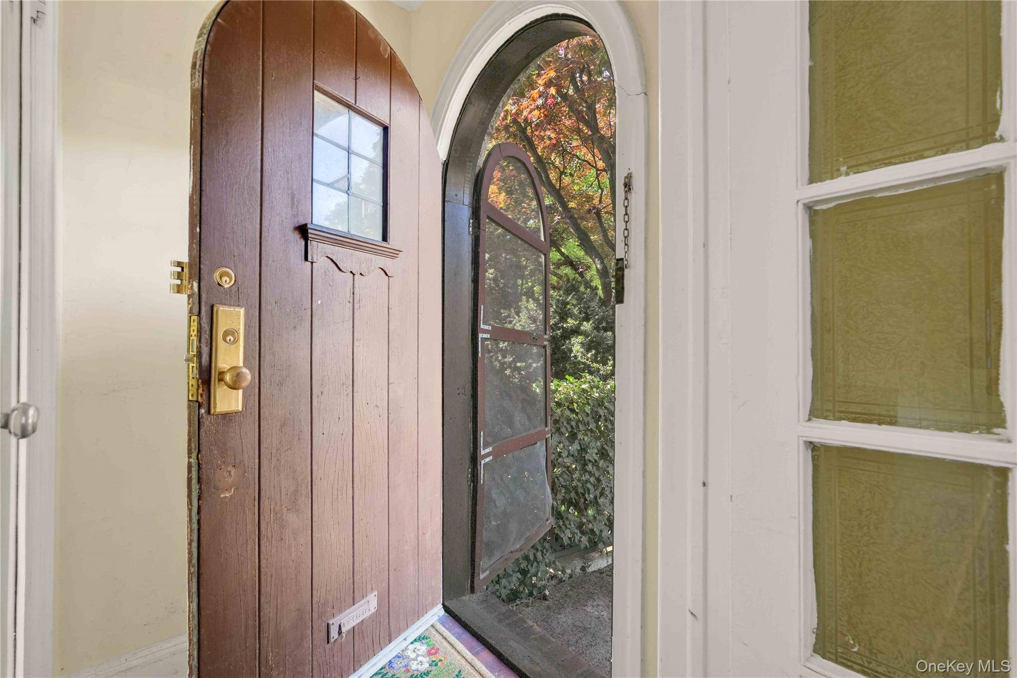 Casa com 3 Quartos à Venda em Forest Hills - Nova Iorque - EUA - 4
