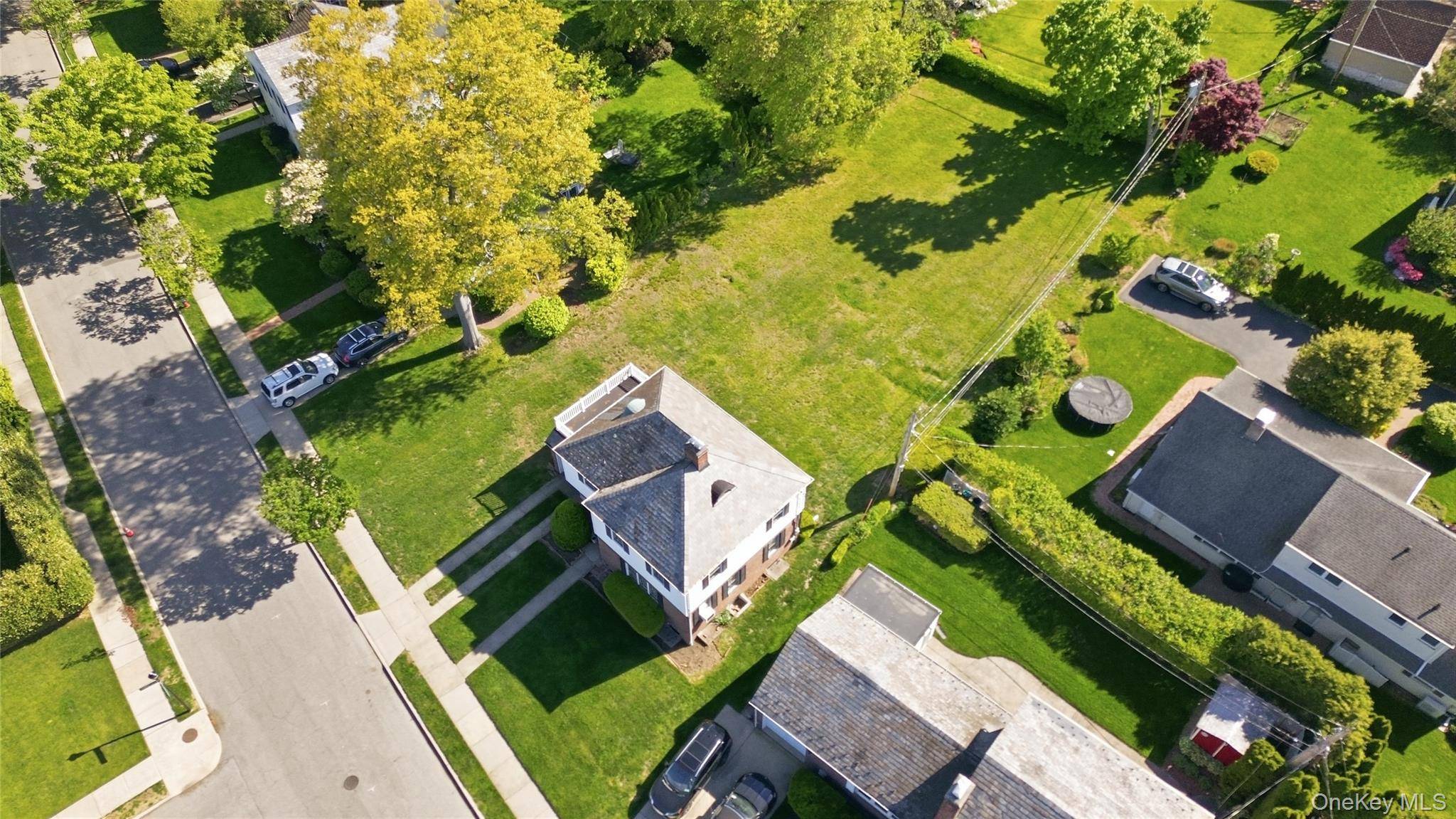 Casa de 3 Dormitorios en Venta en Garden City - Nueva York - EE. UU. - 5
