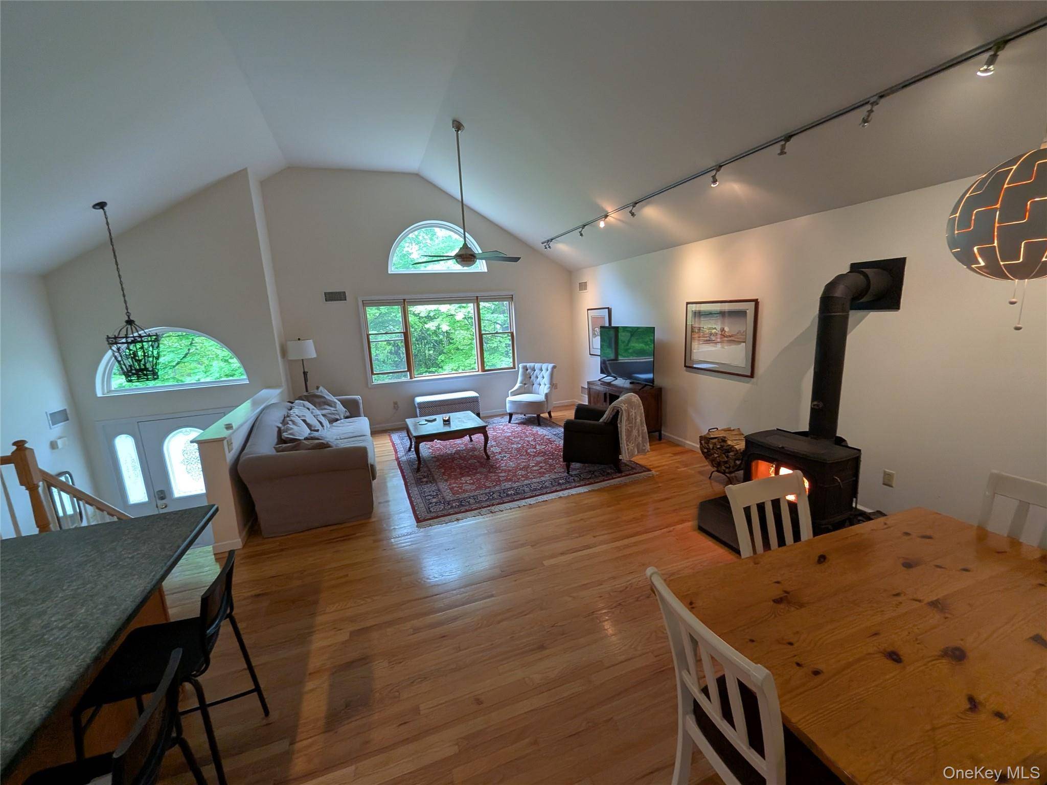 Casa com 3 Quartos à Venda em Gardiner - Nova Iorque - EUA - 5