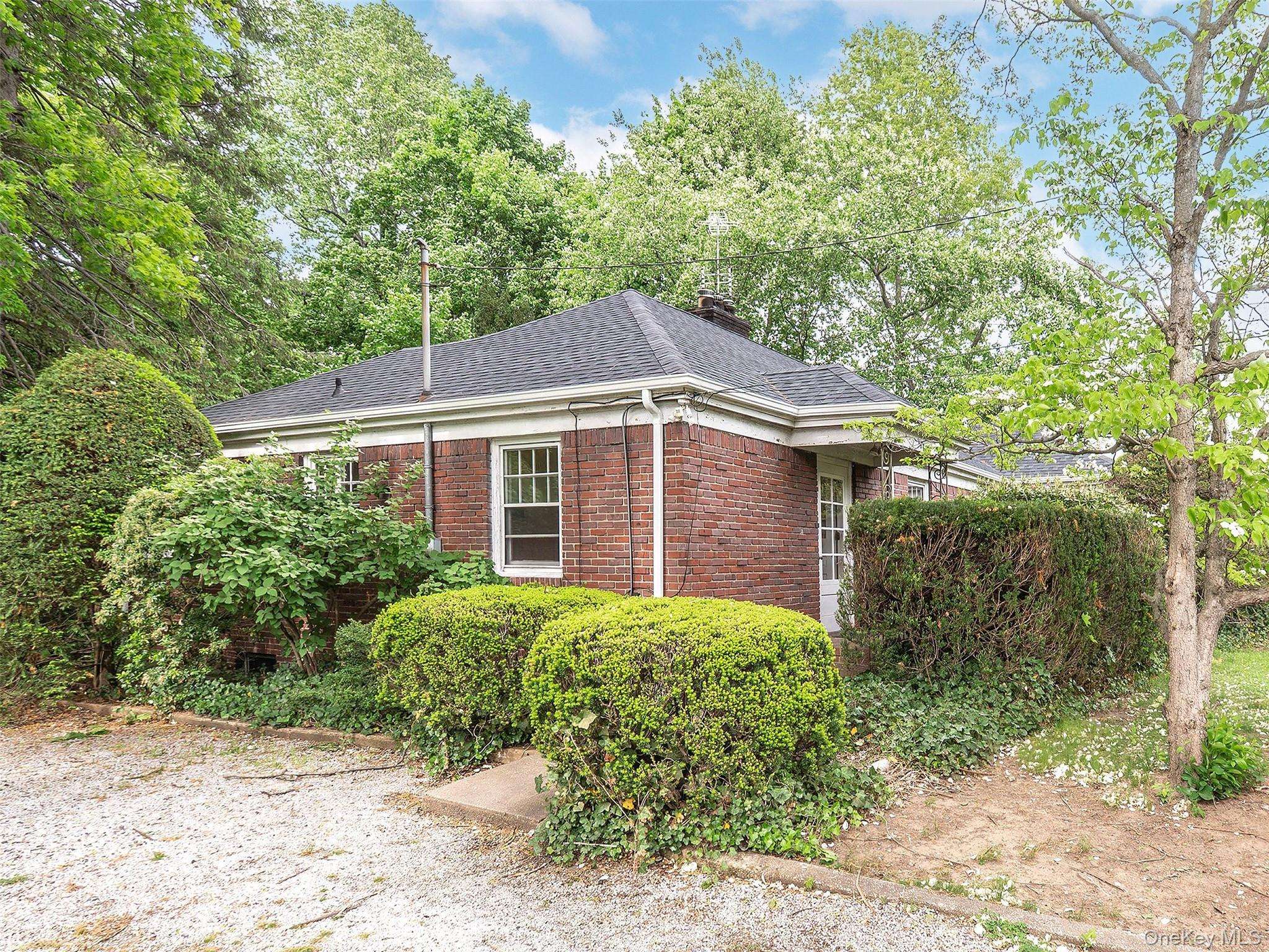 Casa de 3 Dormitorios en Venta en Glen Cove - Nueva York - EE. UU. - 1