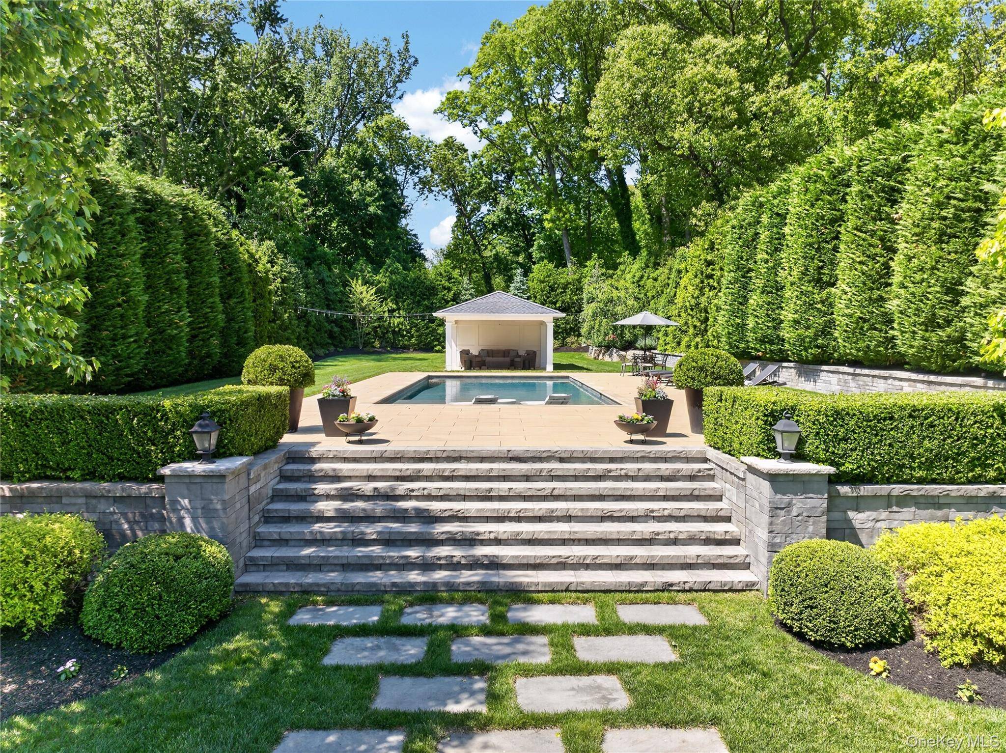 Casa de 3 Dormitorios en Venta en Glen Head, Nueva York, EE. UU. - 5