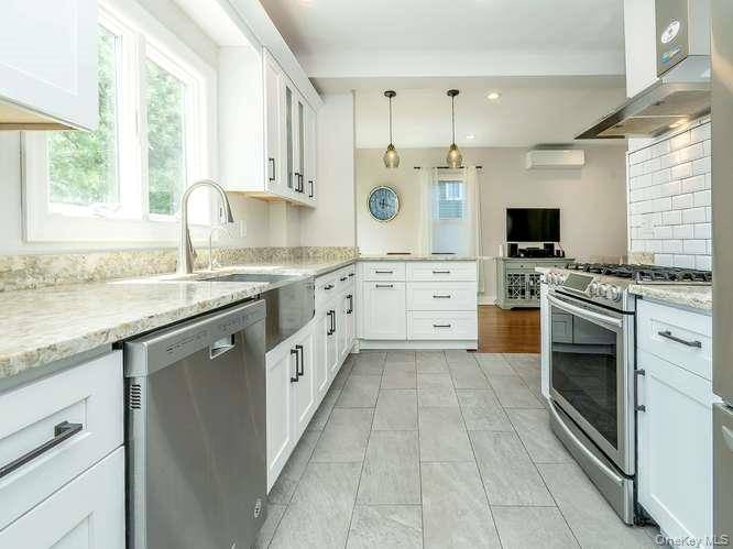Casa com 3 Quartos à Venda em Glen Head - Nova Iorque - EUA - 8