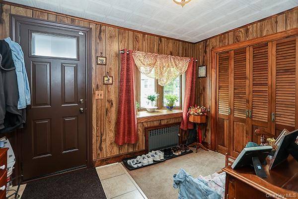 Casa de 3 Dormitorios en Venta en Glendale - Nueva York - EE. UU. - 5