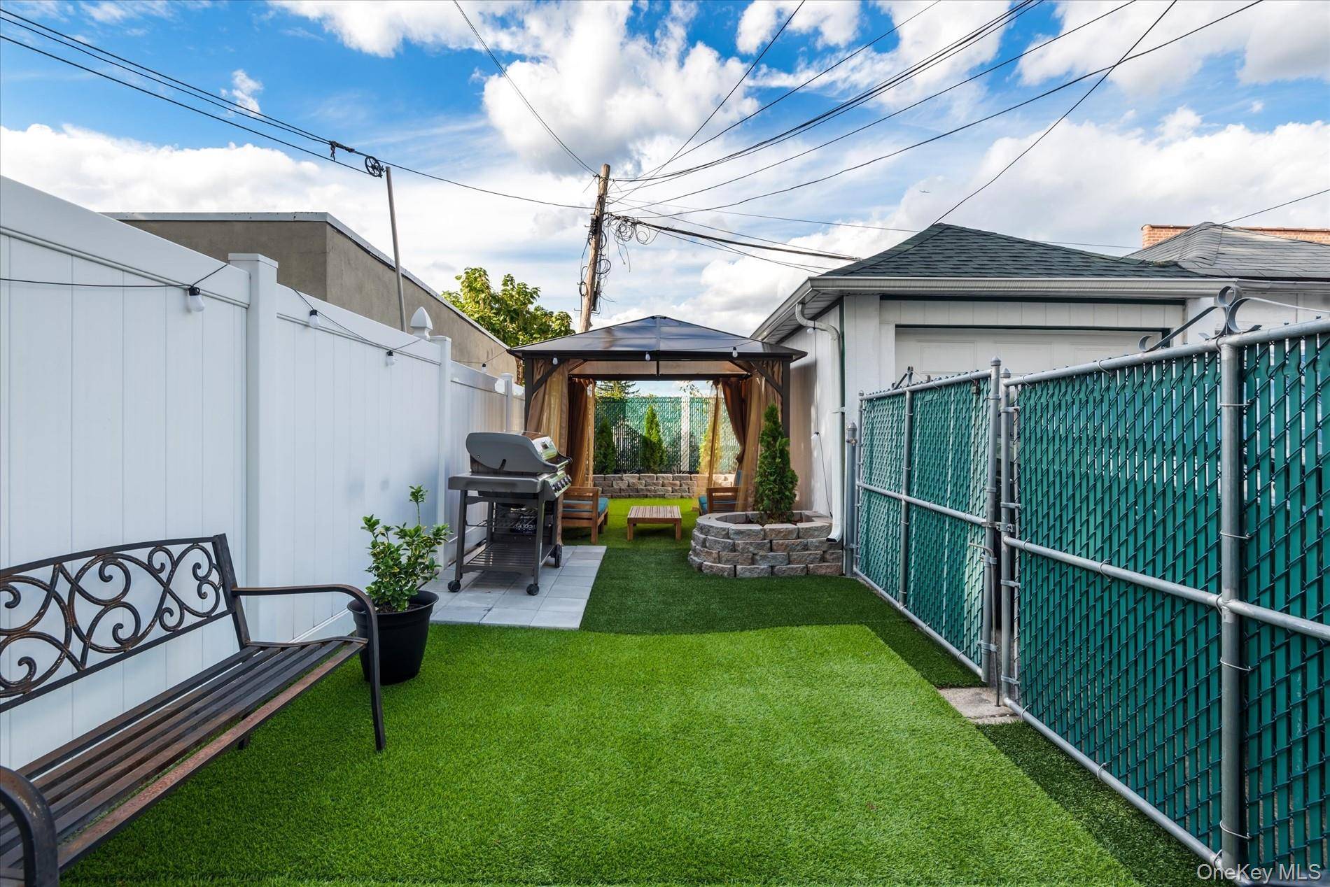 Casa com 3 Quartos à Venda em Glendale - Nova Iorque - EUA - 6