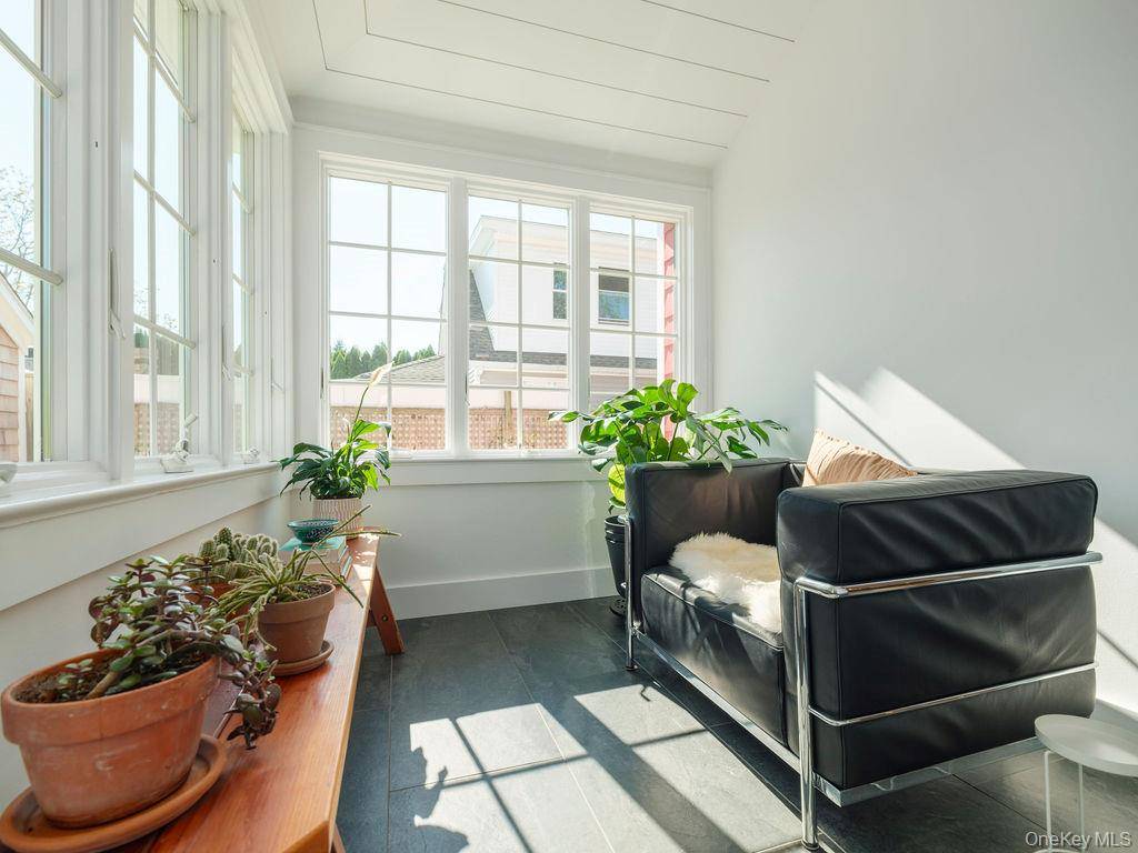 Casa de 3 Dormitorios en Venta en Greenport, Nueva York, EE. UU. - 8