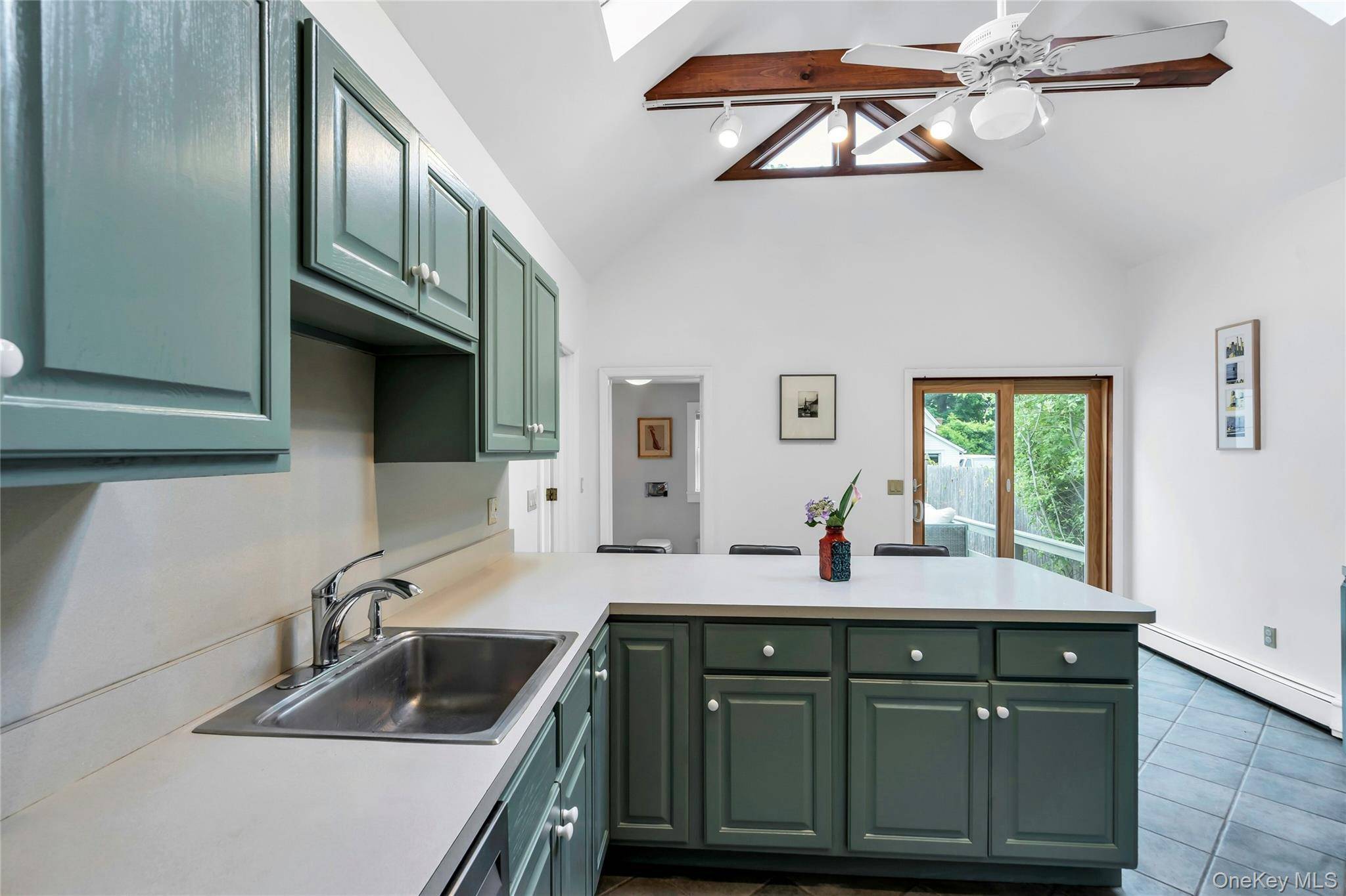 Maison de 3 Chambres à Vendre à Greenport, New York, États-Unis - 5