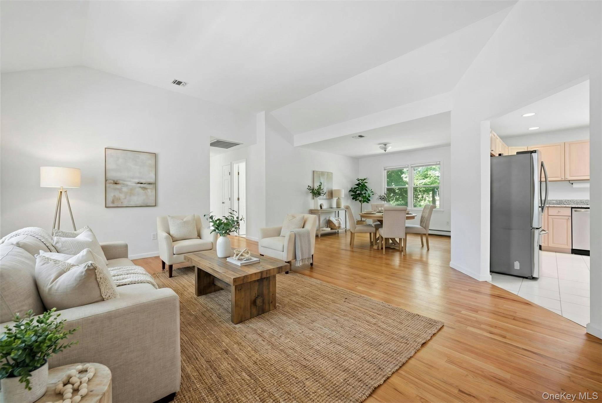 Maison de 3 Chambres à Vendre à Greenport, New York, États-Unis - 7