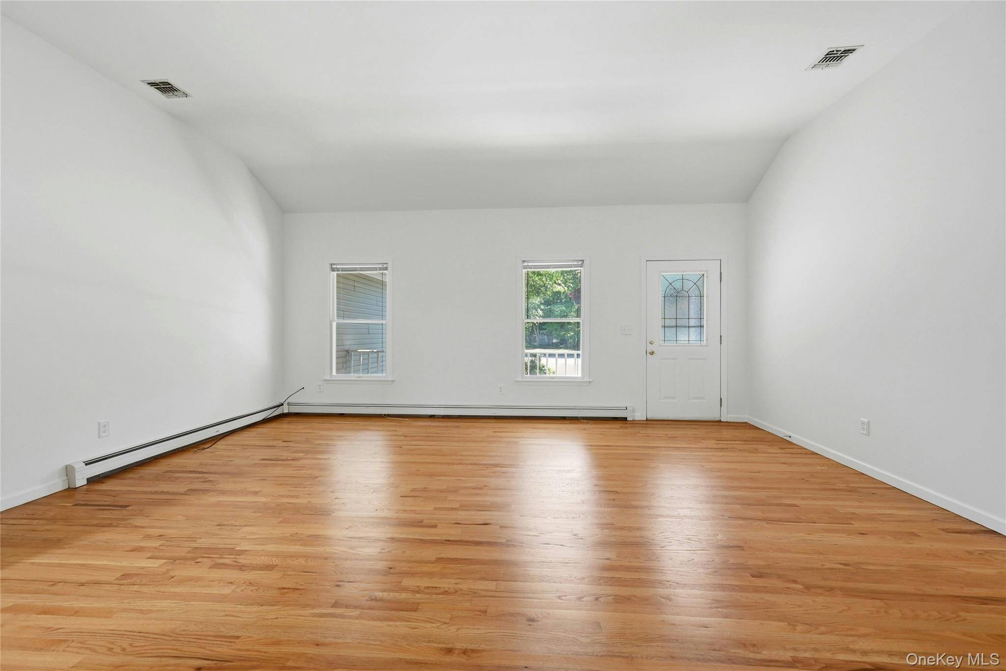 Maison de 3 Chambres à Vendre à Greenport, New York, États-Unis - 8