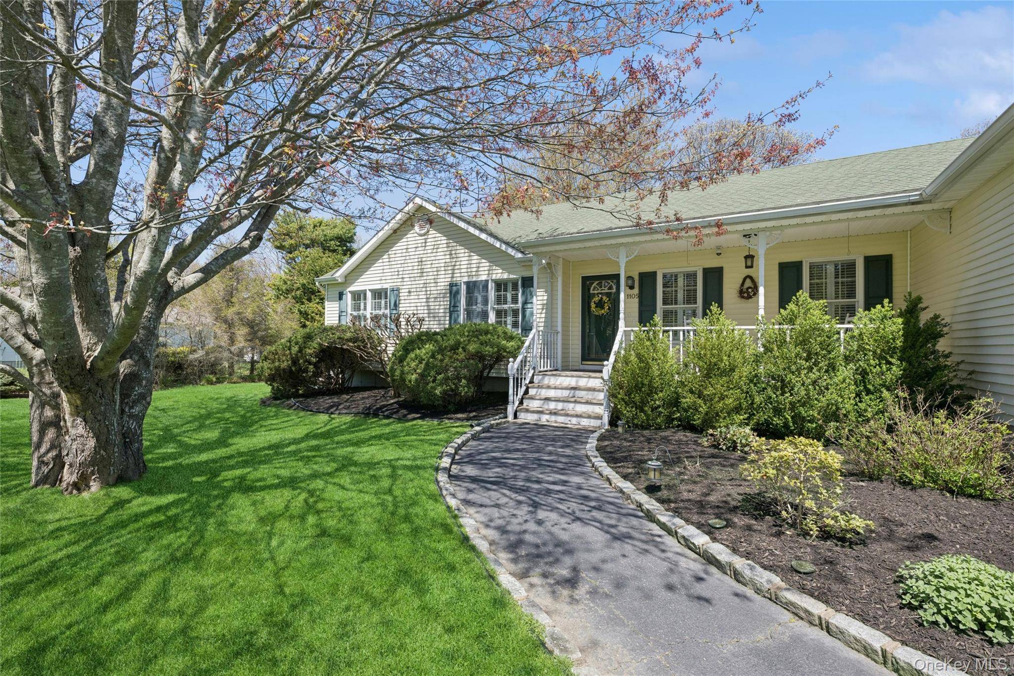 Maison de 3 Chambres à Vendre à Greenport, New York, États-Unis - 2