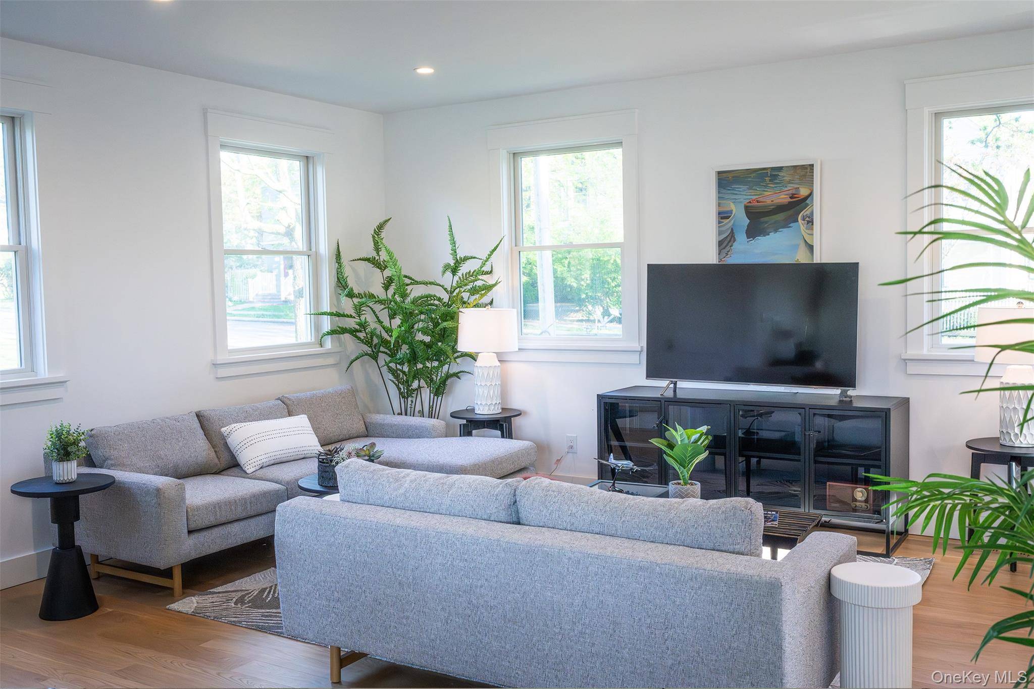 3 Bedroom Home for Sale in Greenport - New York - USA - 4