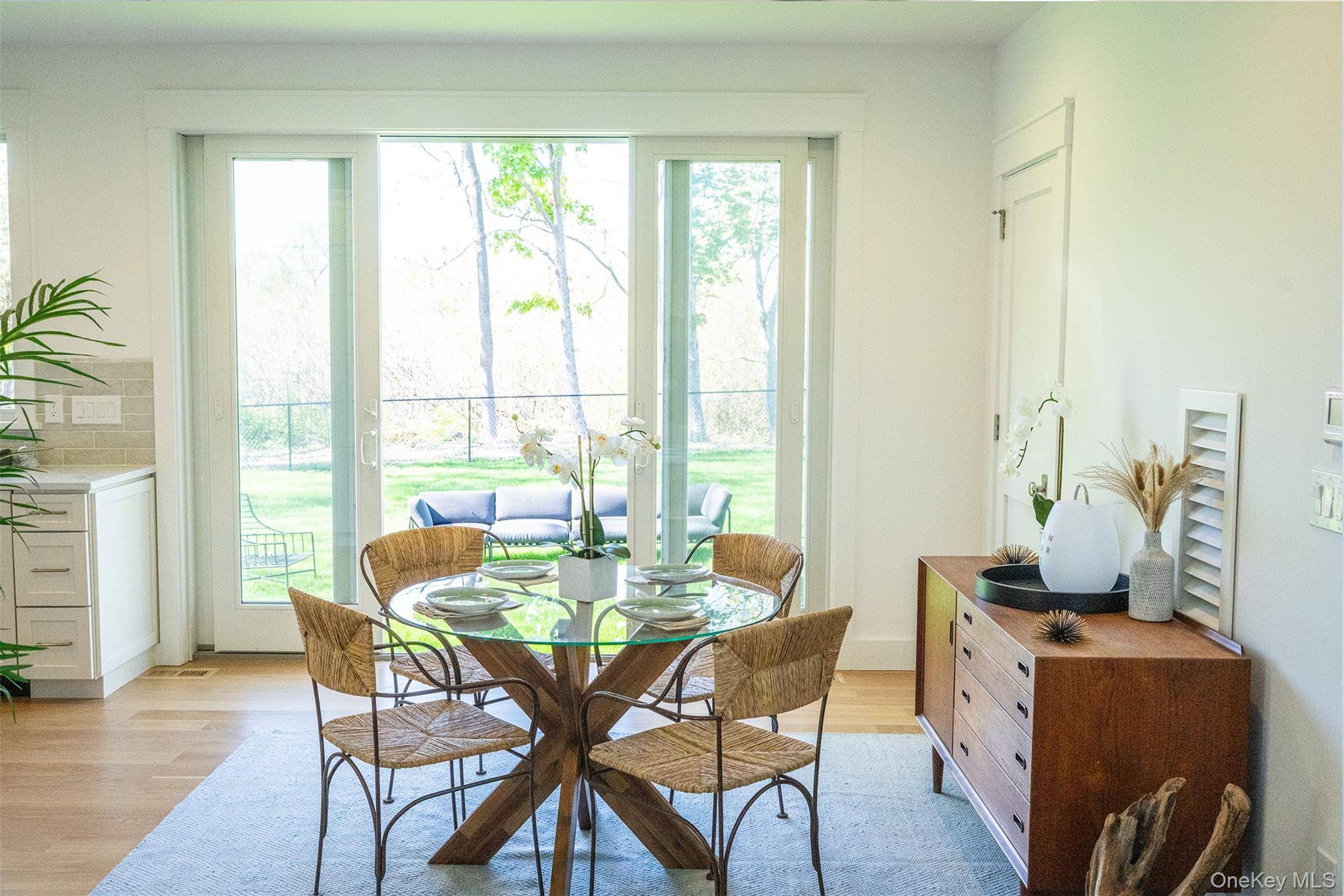 3 Bedroom Home for Sale in Greenport - New York - USA - 5