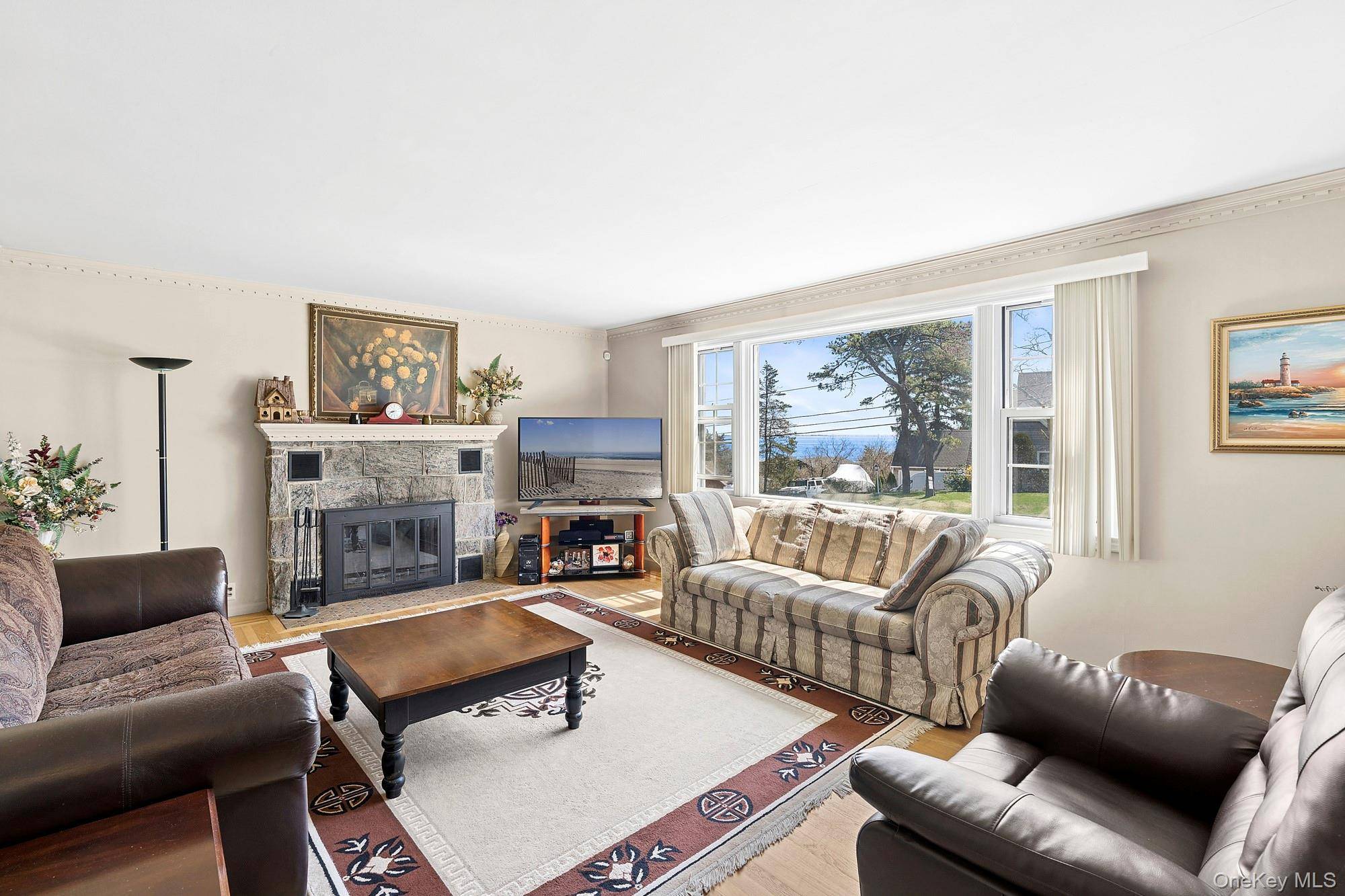Casa de 3 Dormitorios en Venta en Hampton Bays - Nueva York - EE. UU. - 6