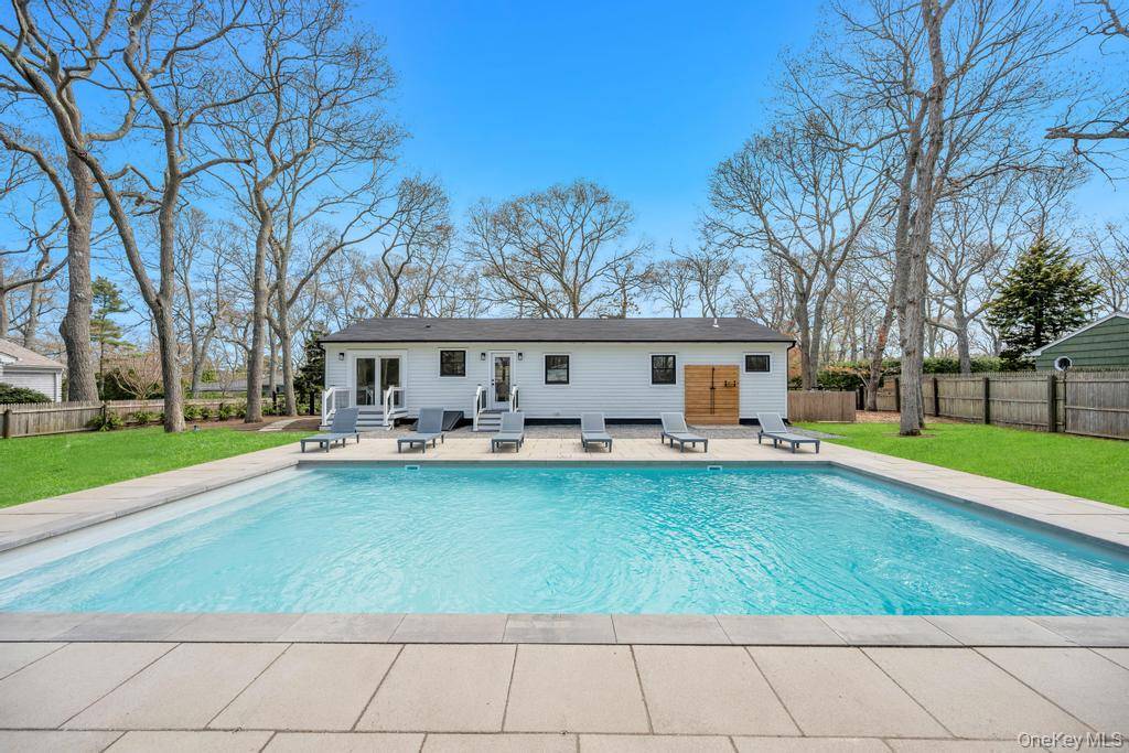 3 Bedroom Home for Sale in Hampton Bays - New York - USA - 2