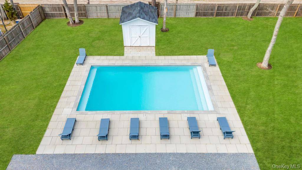 3 Bedroom Home for Sale in Hampton Bays - New York - USA - 3
