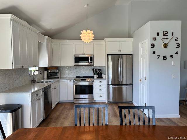 Casa de 3 Dormitorios en Venta en Hampton Bays - Nueva York - EE. UU. - 6
