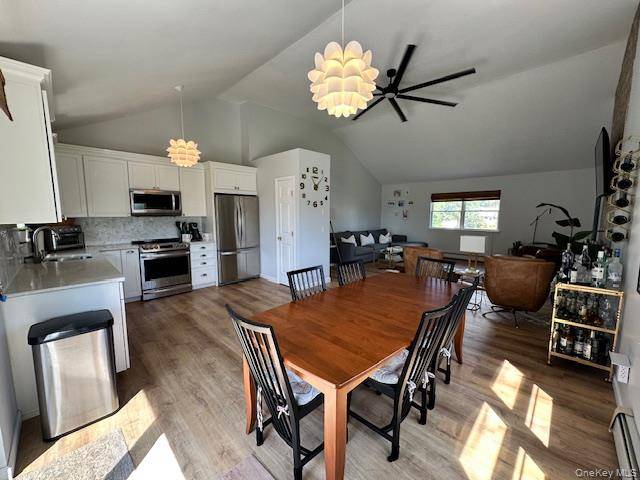Casa de 3 Dormitorios en Venta en Hampton Bays - Nueva York - EE. UU. - 8