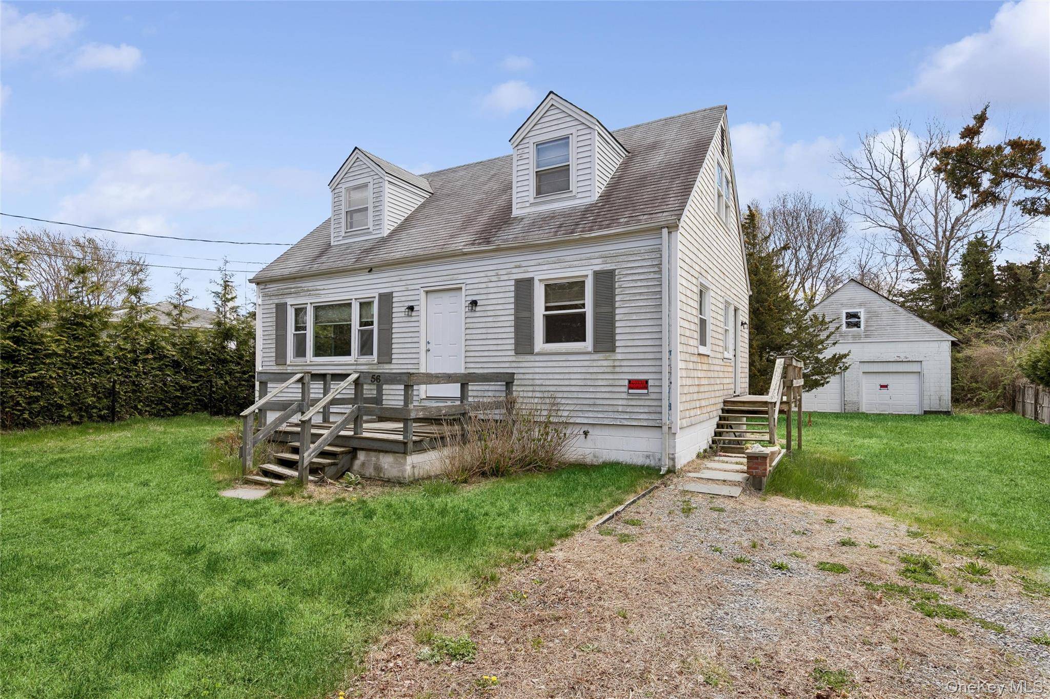 Casa de 3 Dormitorios en Venta en Hampton Bays - Nueva York - EE. UU. - 2