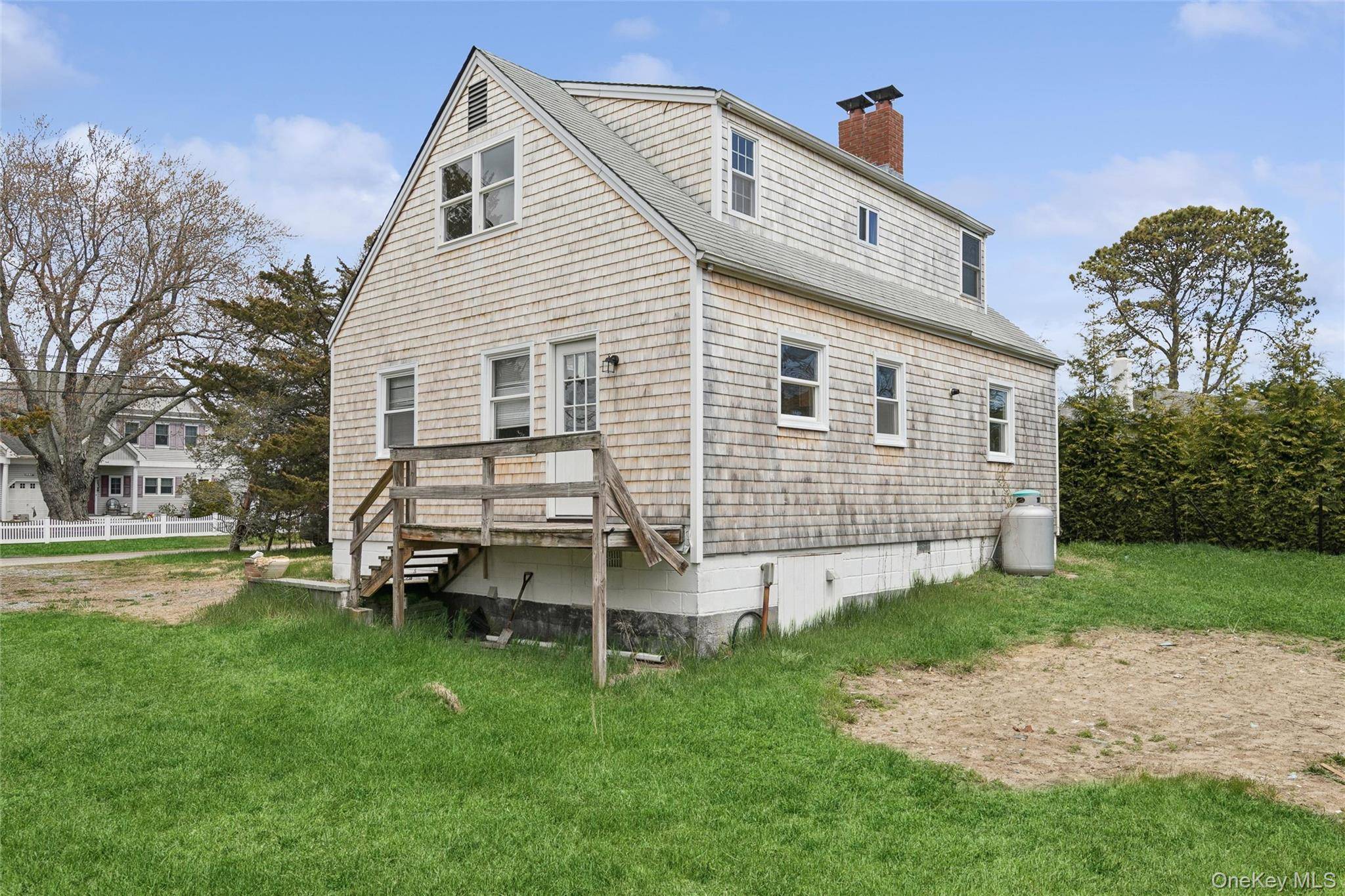 Casa de 3 Dormitorios en Venta en Hampton Bays - Nueva York - EE. UU. - 4