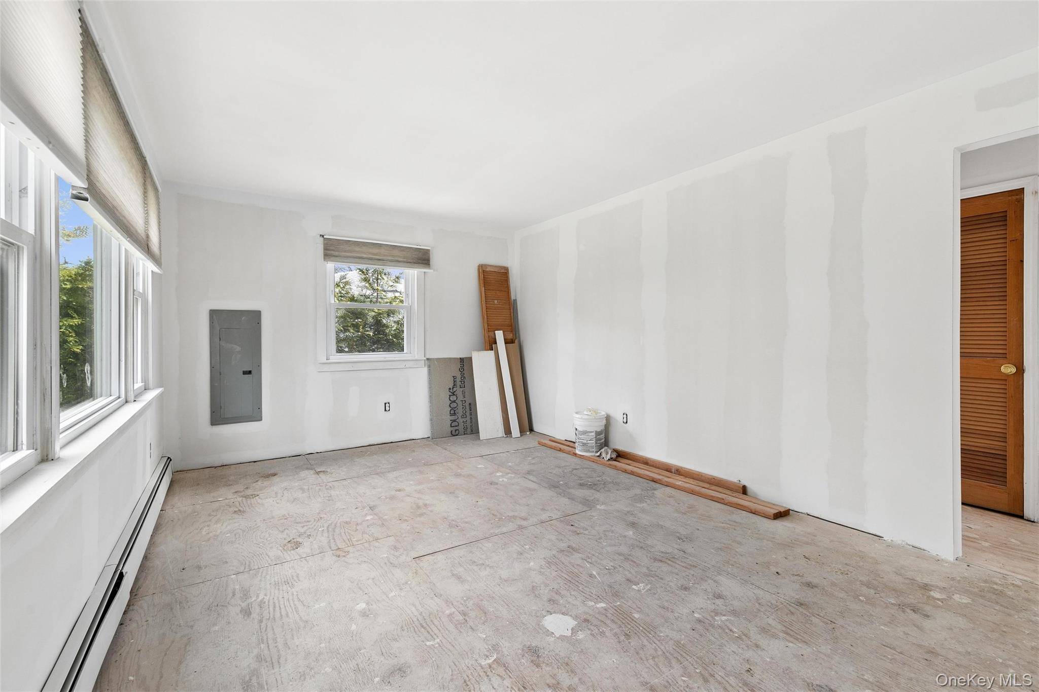 Casa de 3 Dormitorios en Venta en Hampton Bays - Nueva York - EE. UU. - 7
