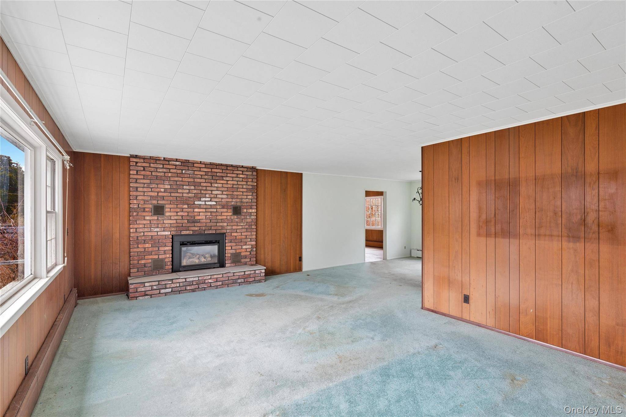 Casa de 3 Dormitorios en Venta en Hampton Bays - Nueva York - EE. UU. - 4
