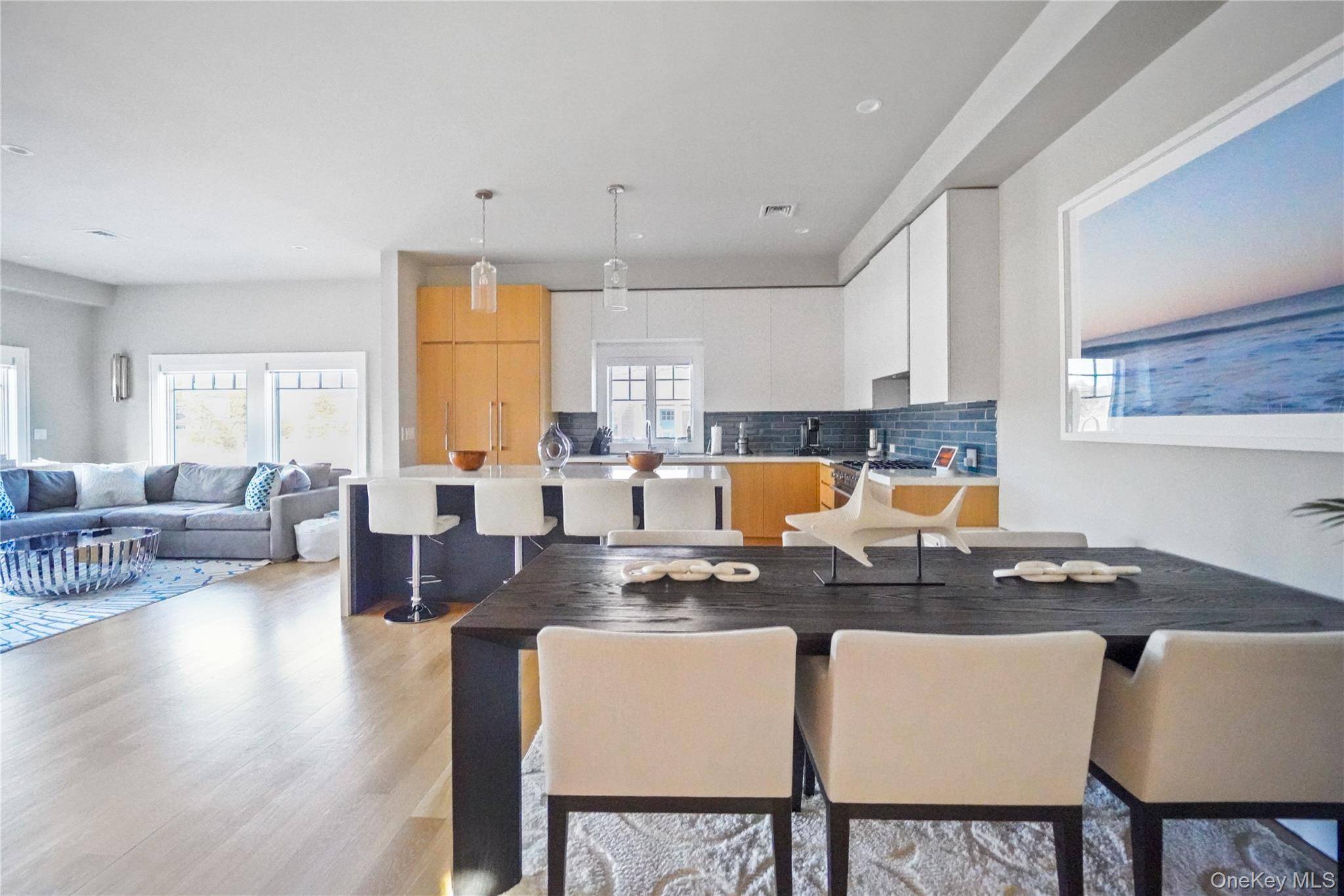 Casa de 3 Dormitorios en Venta en Hampton Bays - Nueva York - EE. UU. - 7