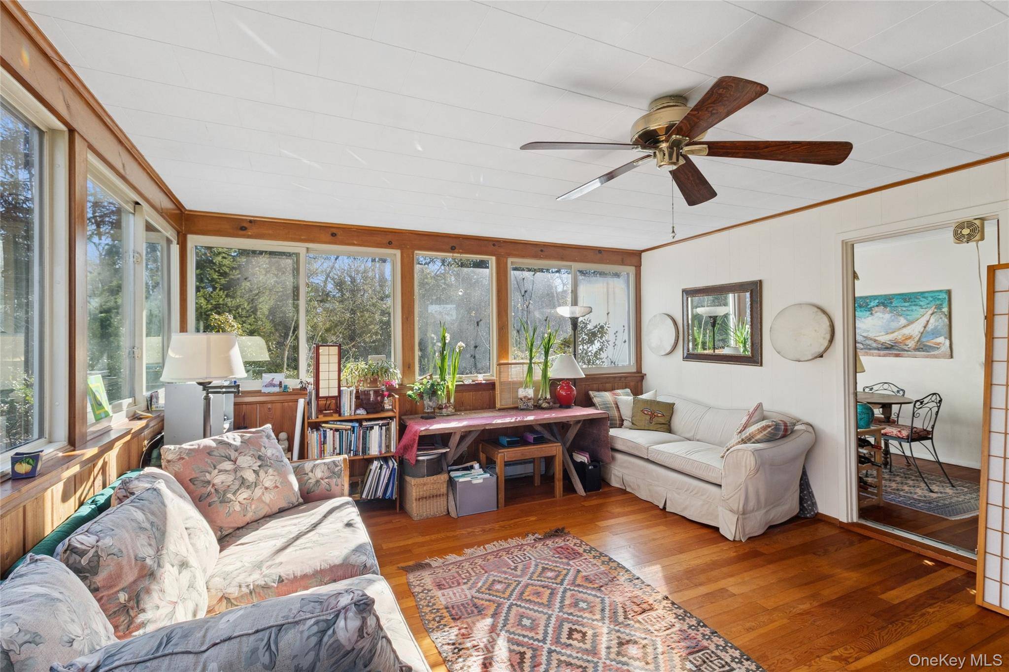 Casa de 3 Dormitorios en Venta en Hampton Bays - Nueva York - EE. UU. - 2