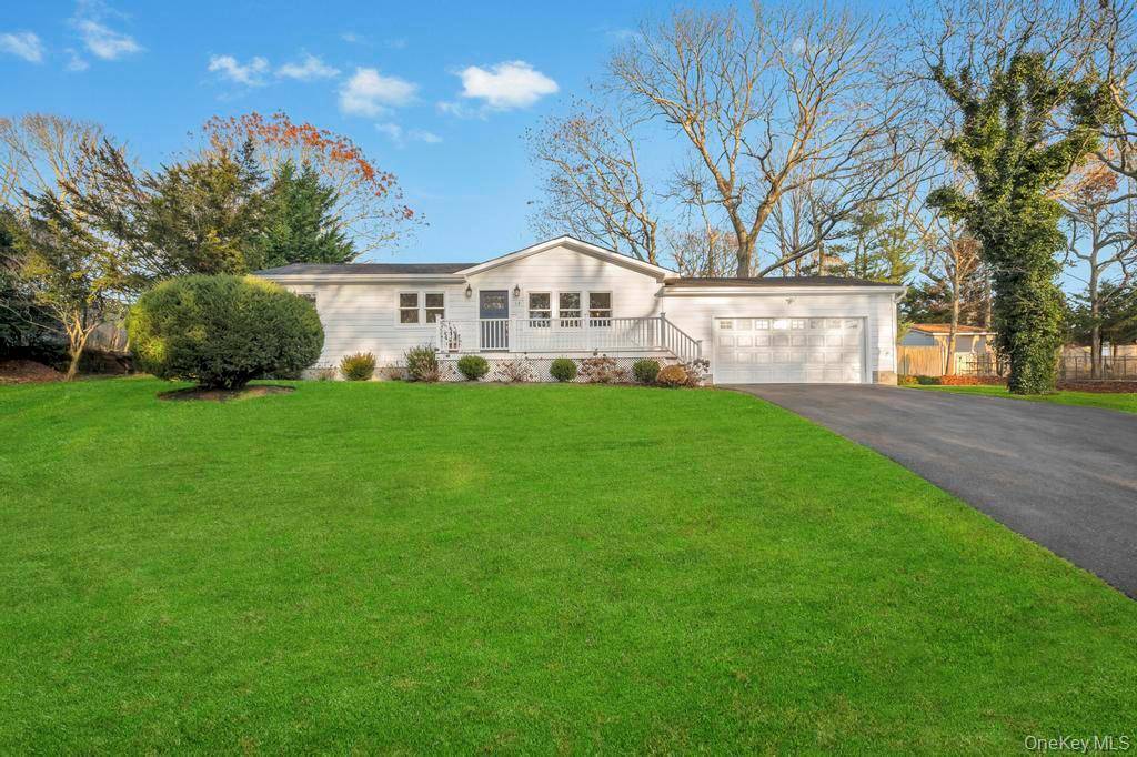 Casa de 3 Dormitorios en Venta en Hampton Bays - Nueva York - EE. UU. - 3