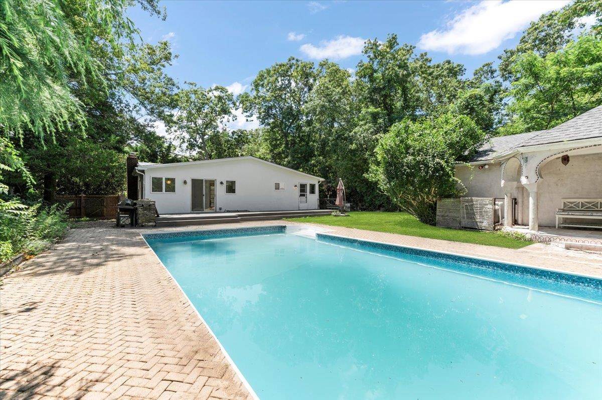 Casa de 3 Dormitorios en Venta en Hampton Bays - Nueva York - EE. UU. - 4